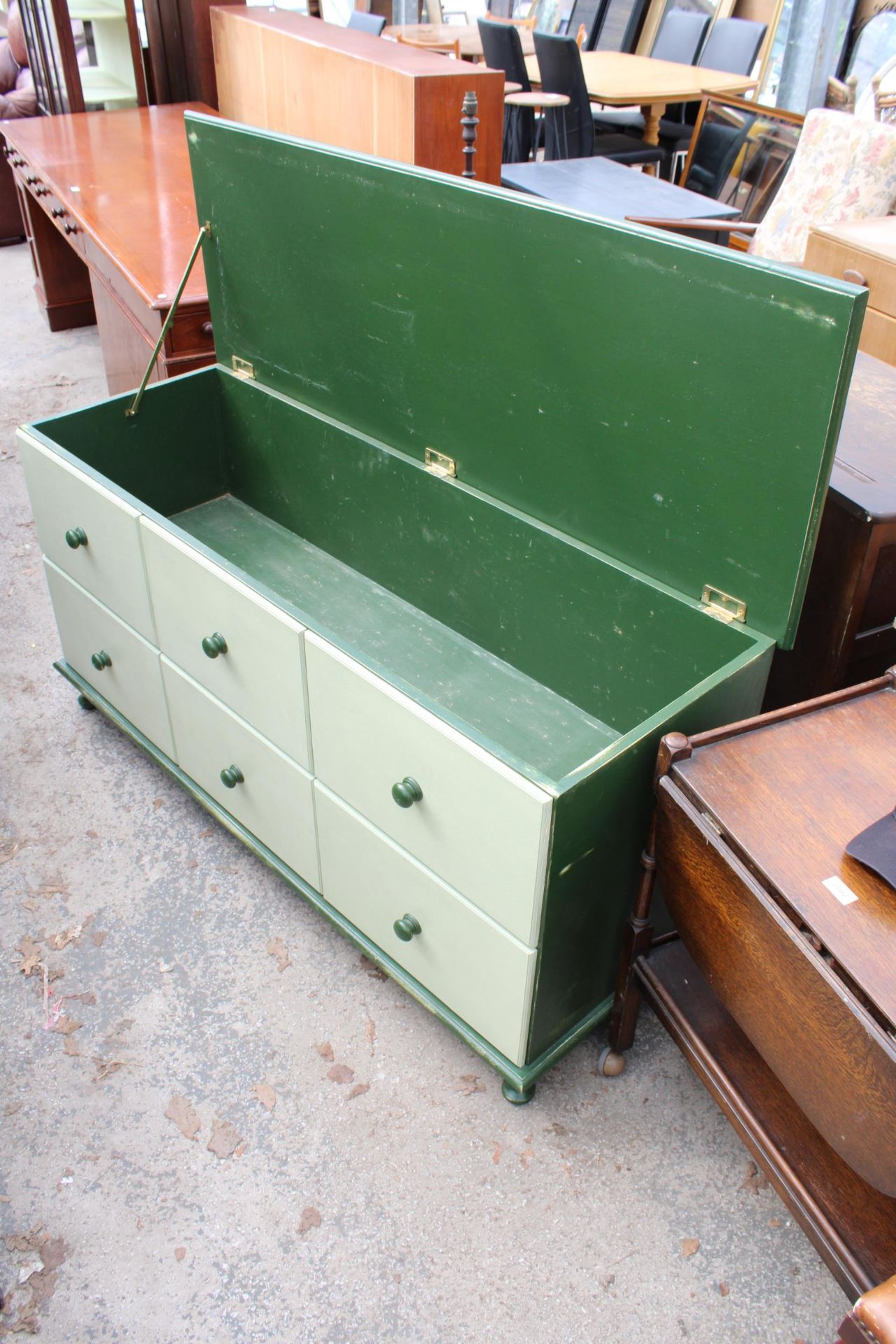 A VICTORIAN STYLE BLANKET CHEST WITH THREE DRAWERS AND THREE SHAM DRAWERS, 57" WIDE - Image 3 of 3