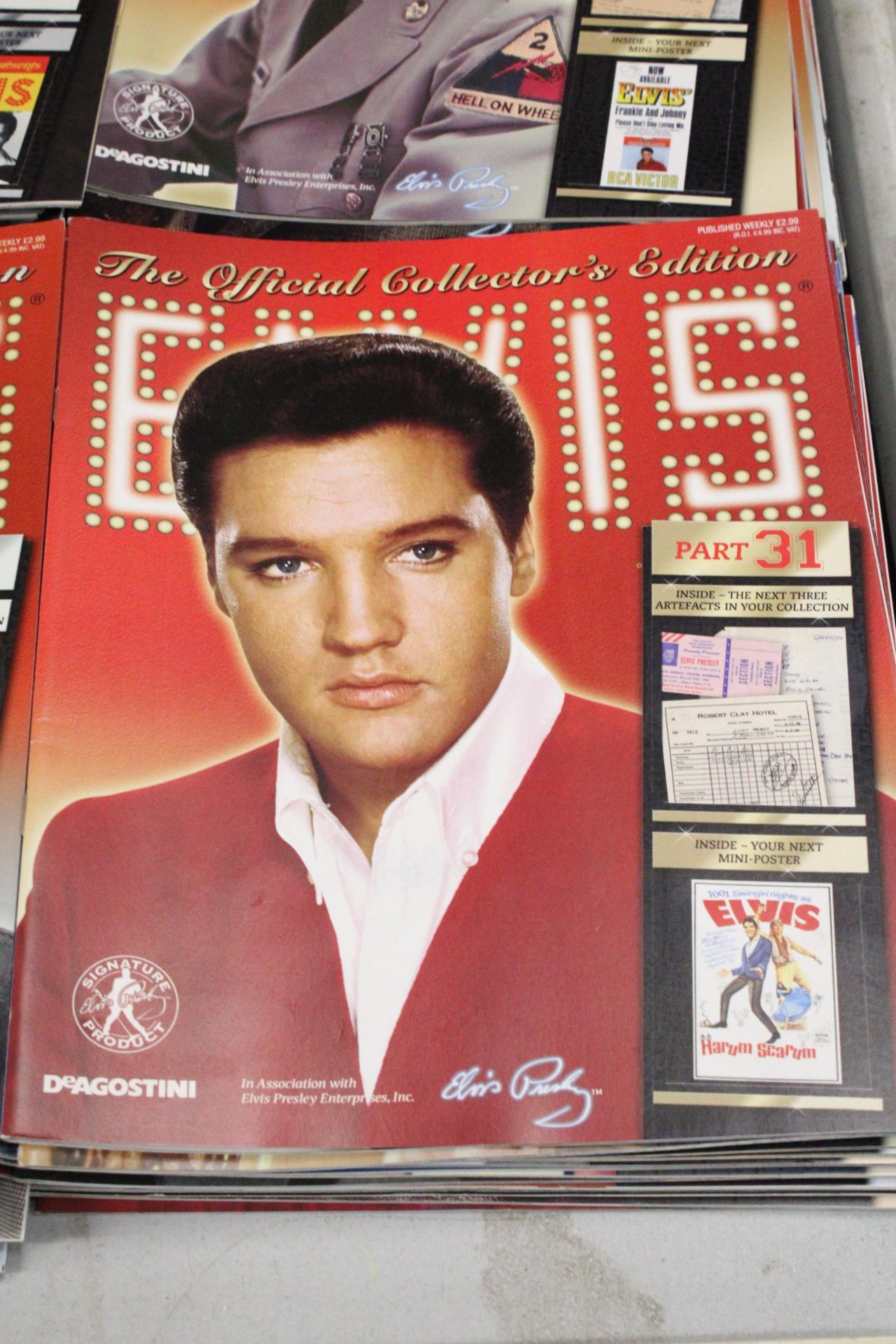 A LARGE QUANTITY OF OFFICIAL COLLECTOR'S EDITIONS, 'ELVIS' BY DEAGOSTINI, IN GOOD CONDITION - Image 4 of 5