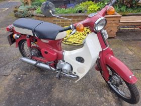 A 1975 HONDA 70 - ON A V5C, VENDOR STATES GOOD STARTER AND RUNNER, FROM A PRIVATE COLLECTION. AS