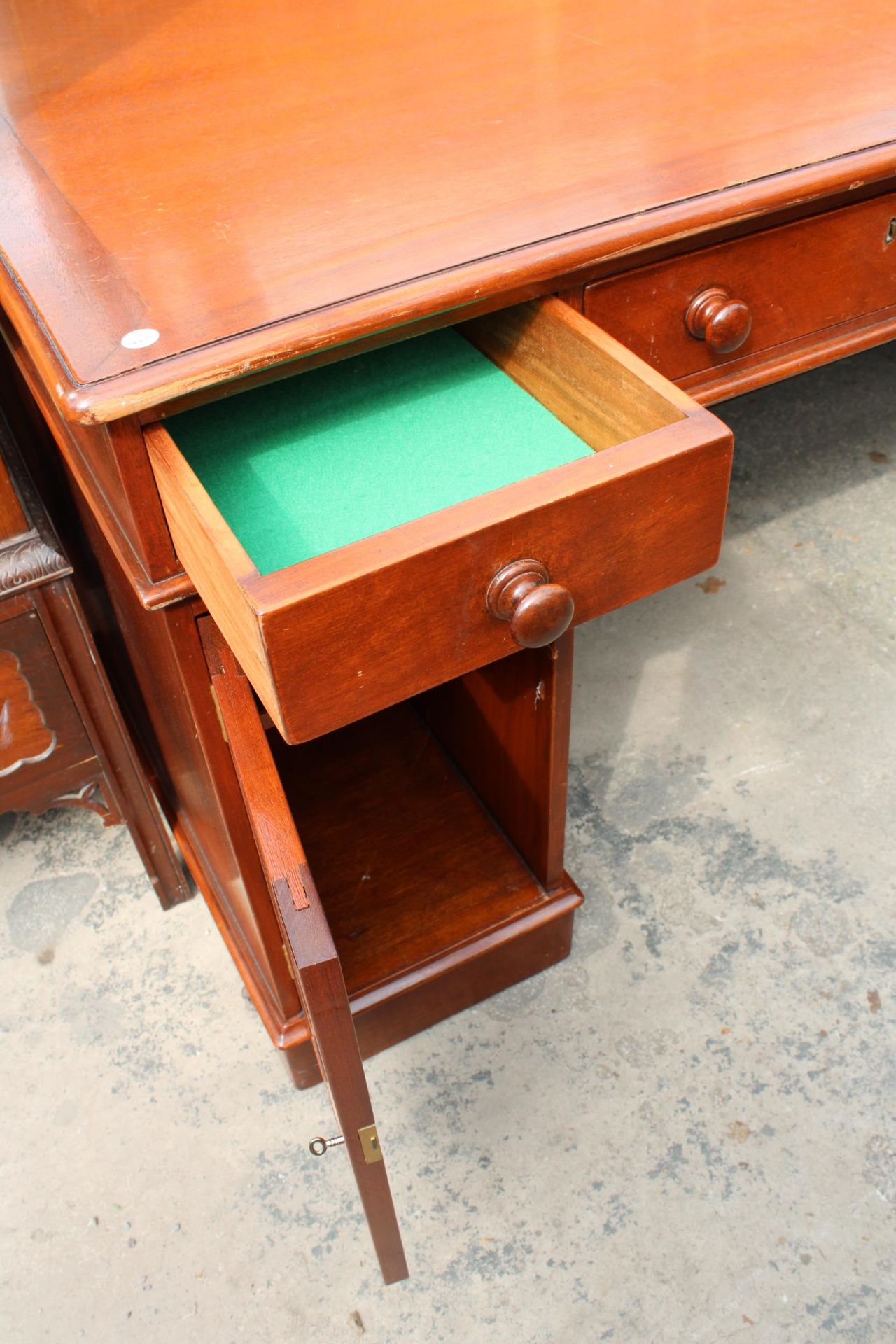 A MODERN PARTNERS/BANKERS DESK ENCLOSING SEVERAL DRAWERS, CUPBOARD AND WIRE DIRECTOR, 99" X 33" - Image 5 of 7