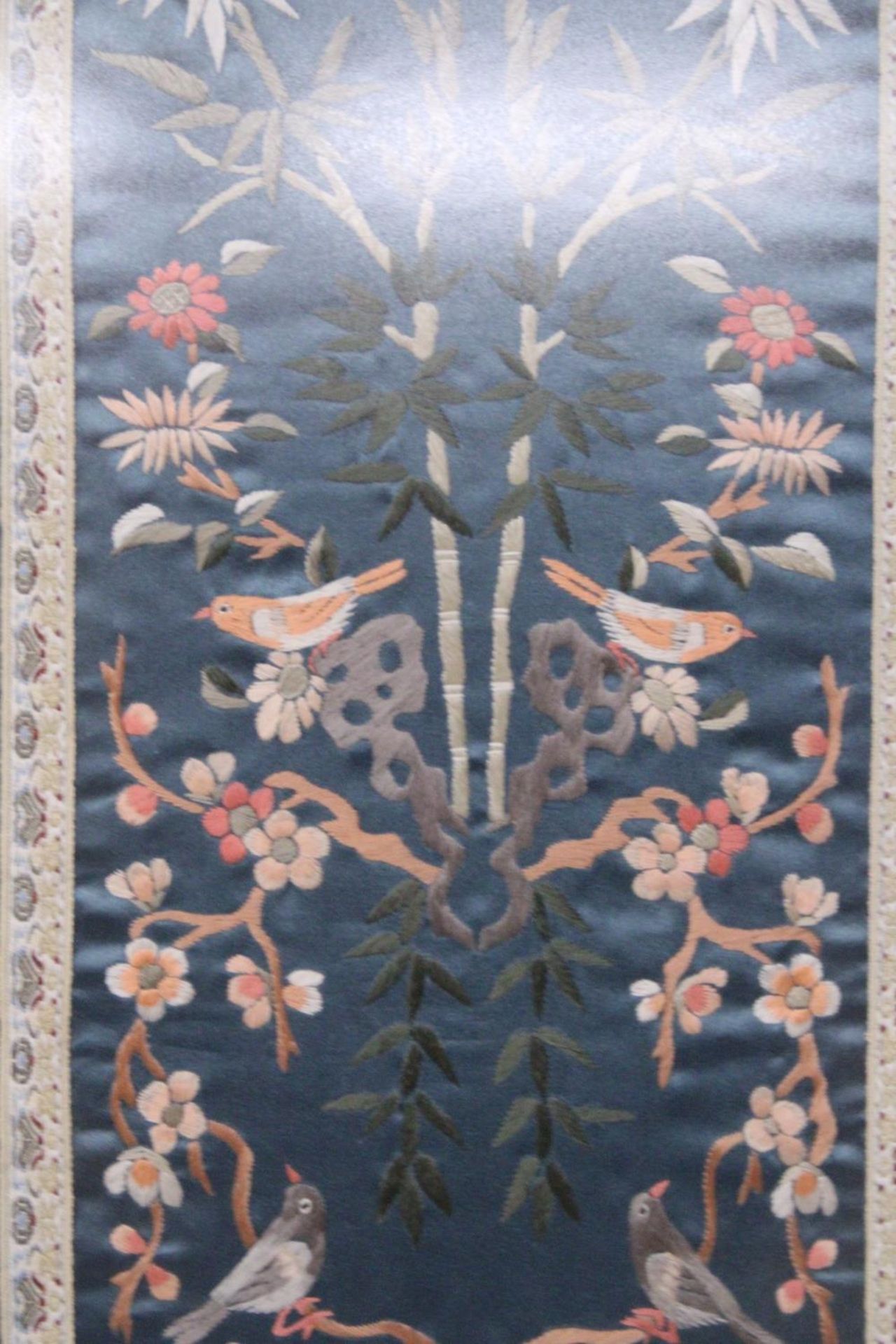THREE CHINESE SILK EMBROIDERIES DEPICTING A LANDSCAPE SCENE, BIRDS AND FLORALS IN BAMBOO FRAMES - Image 5 of 7