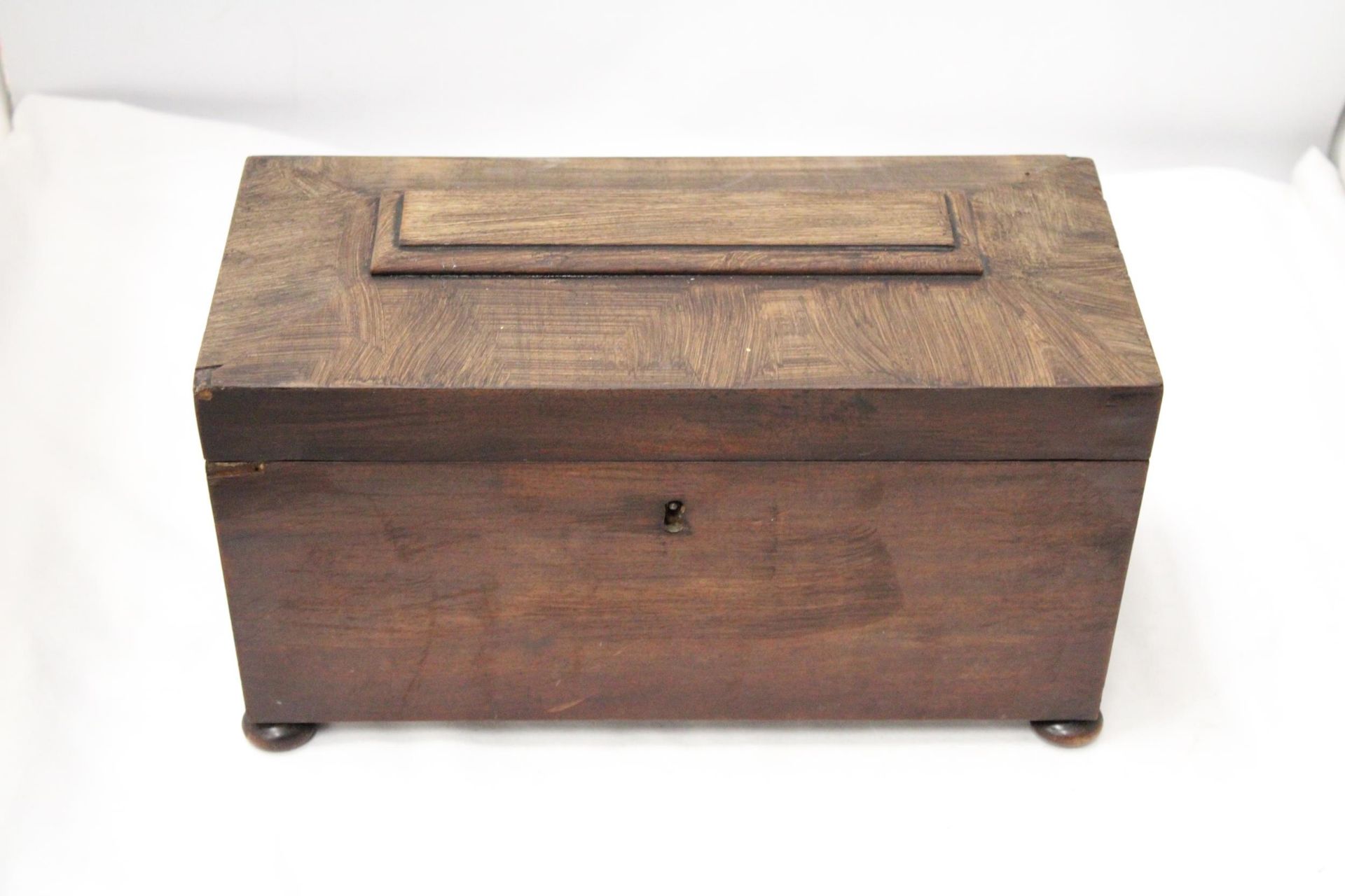 AN EARLY VICTORIAN, MAHOGANY, SARCOPHAGUS, TEA CADDY