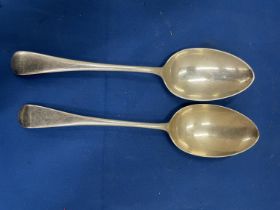 TWO HALLMARKED SHEFFIELD SILVER SERVING SPOONS WEIGHT 166.68G