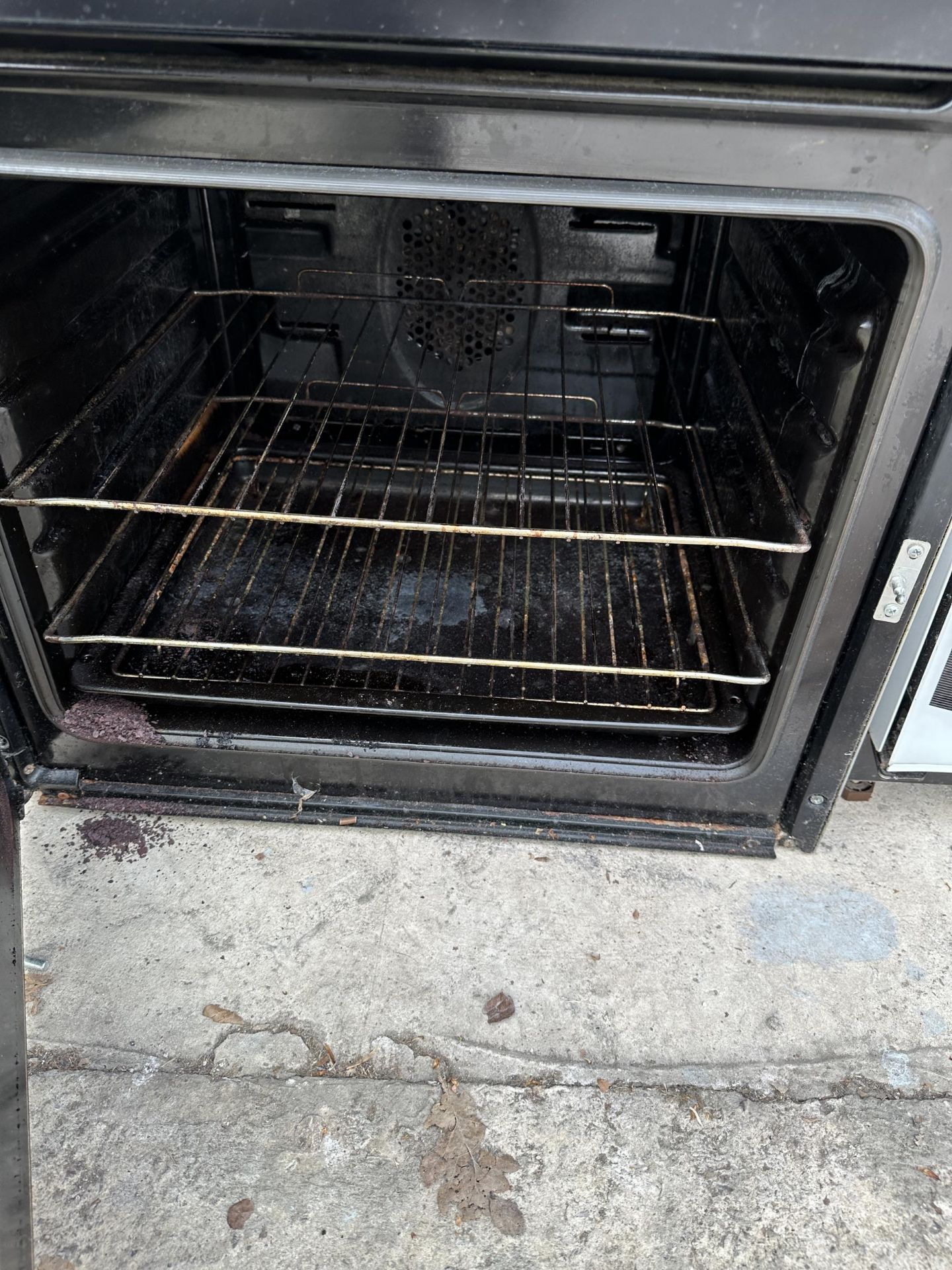 A GREY FLAVEL ELCTRIC OVEN AND HOB - Image 5 of 5