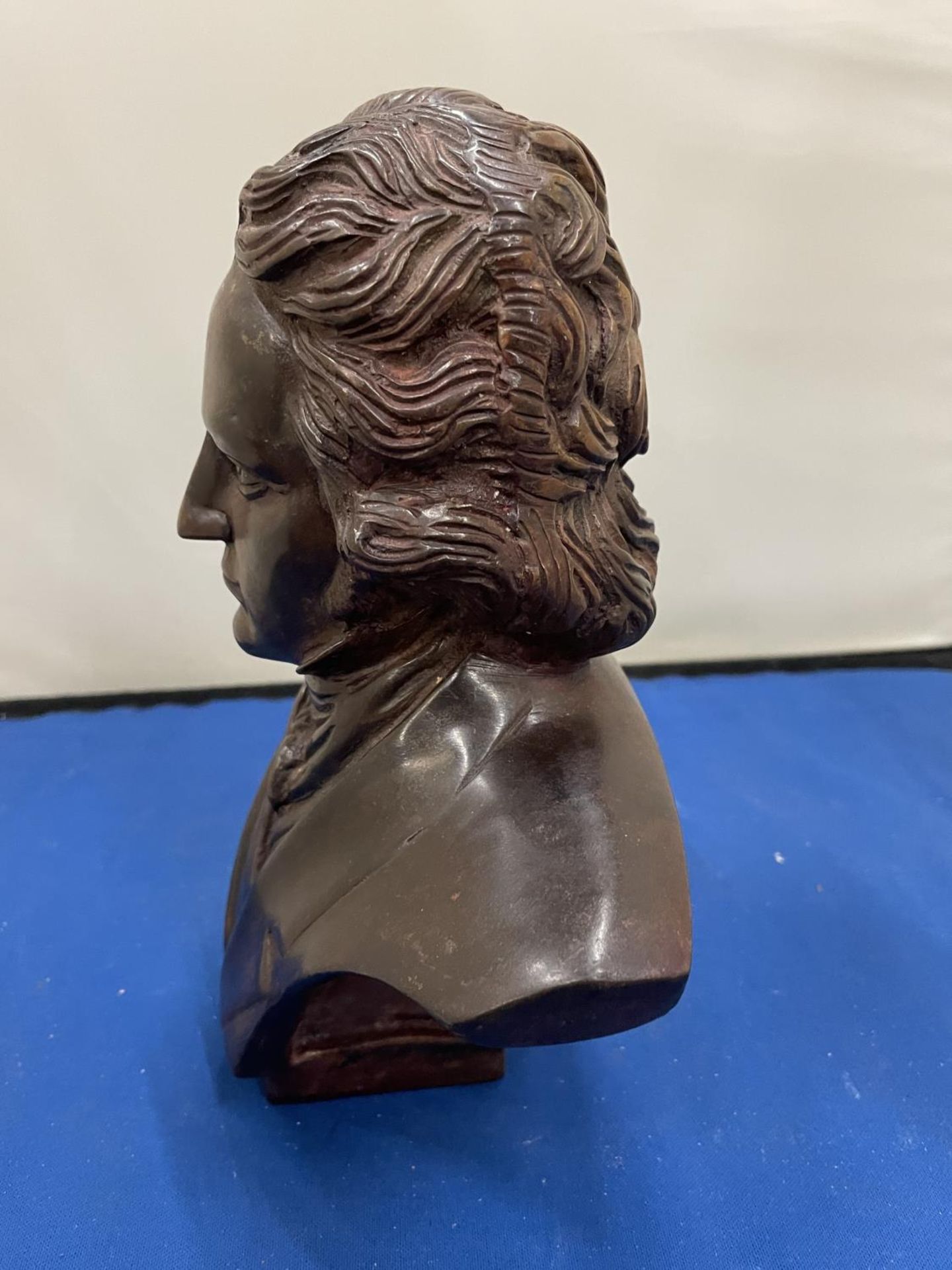 A BRONZE BUST OF BEETHOVEN - Image 4 of 8