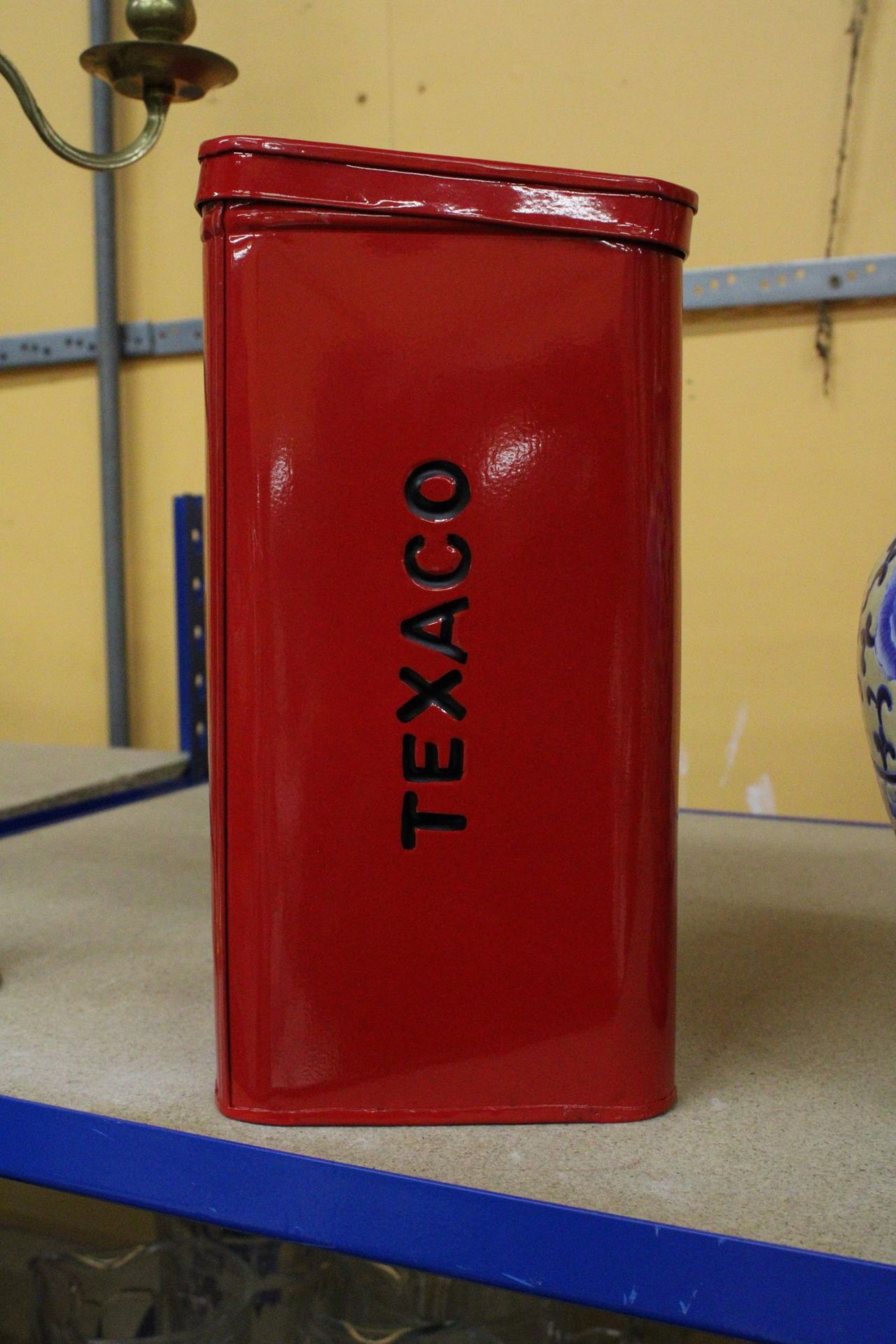 A RED 'TEXACO' STORAGE TIN - Image 2 of 3