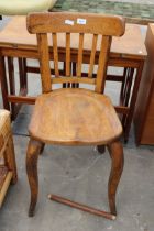 AN EARLY 20TH CENTURY ELM AND BEECH COUNTRY CHAIR