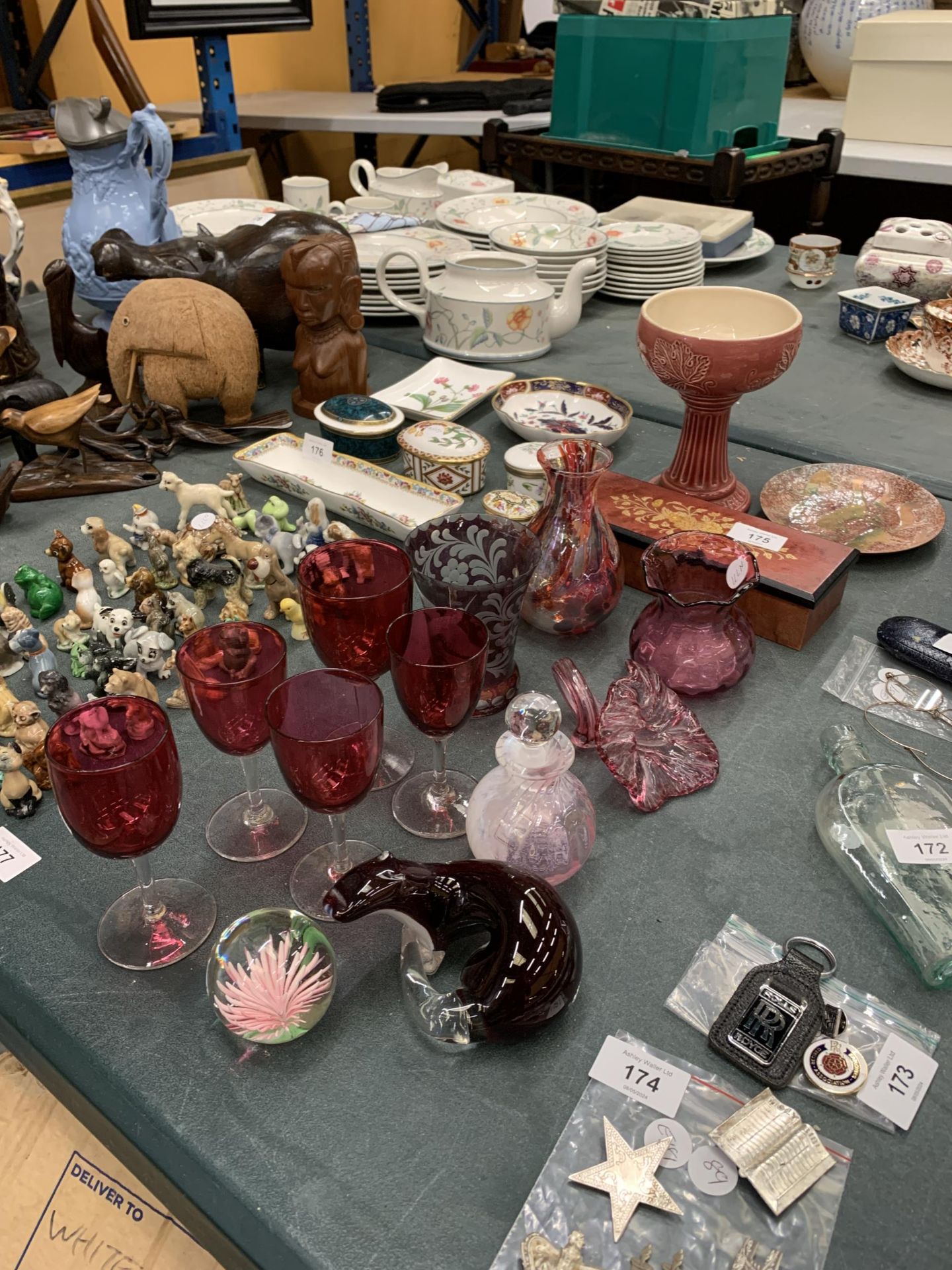 A COLLECTION OF CRANBERRY GLASSWARE TO INCLUDE GLASSES AND VASES, PLUS PAPERWEIGHTS, A PEN BOX, - Image 2 of 4