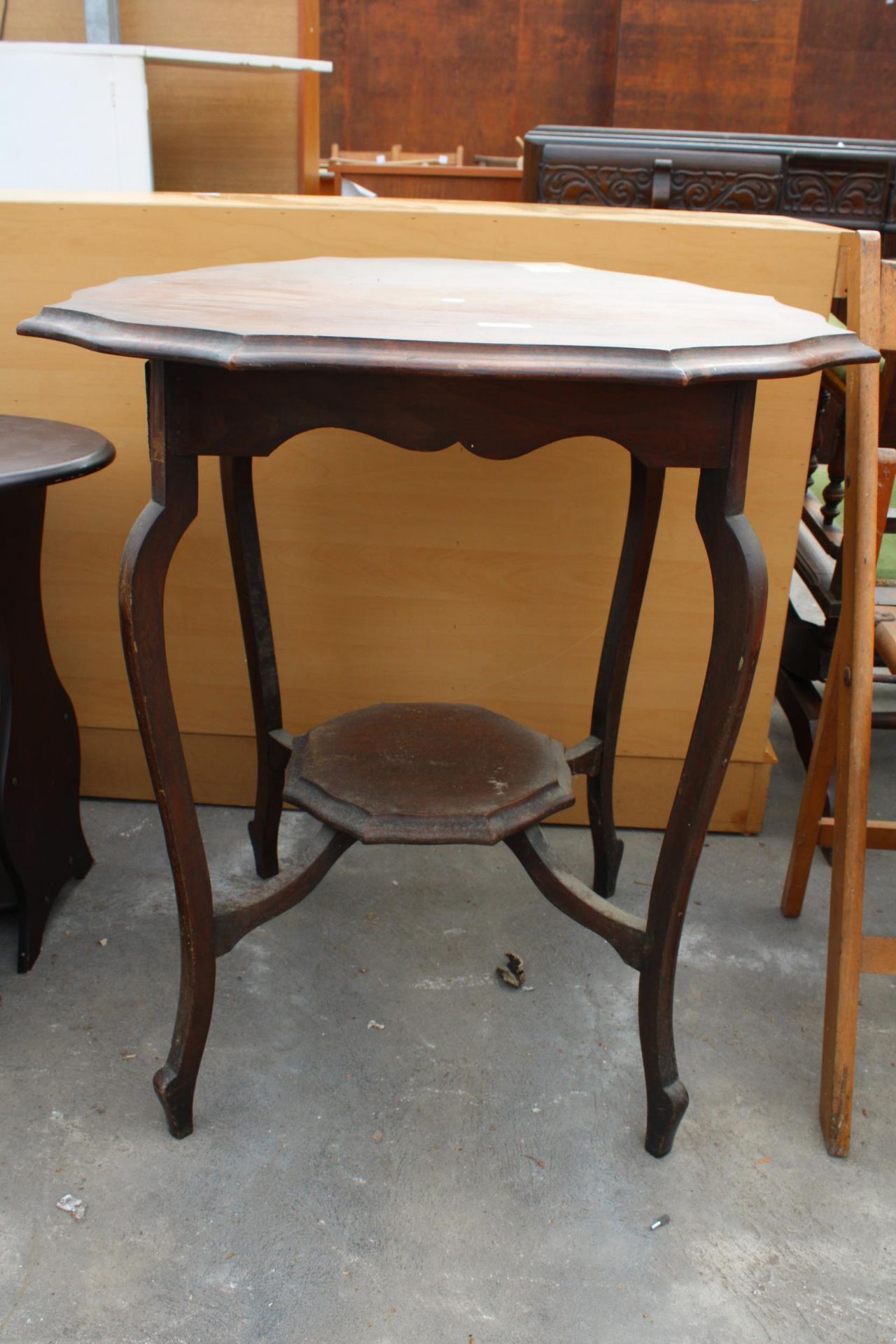 A LATE VICTORIAN MAHOGANY TWO TIER CENTRE TABLE 27" ACROSS - Image 2 of 2