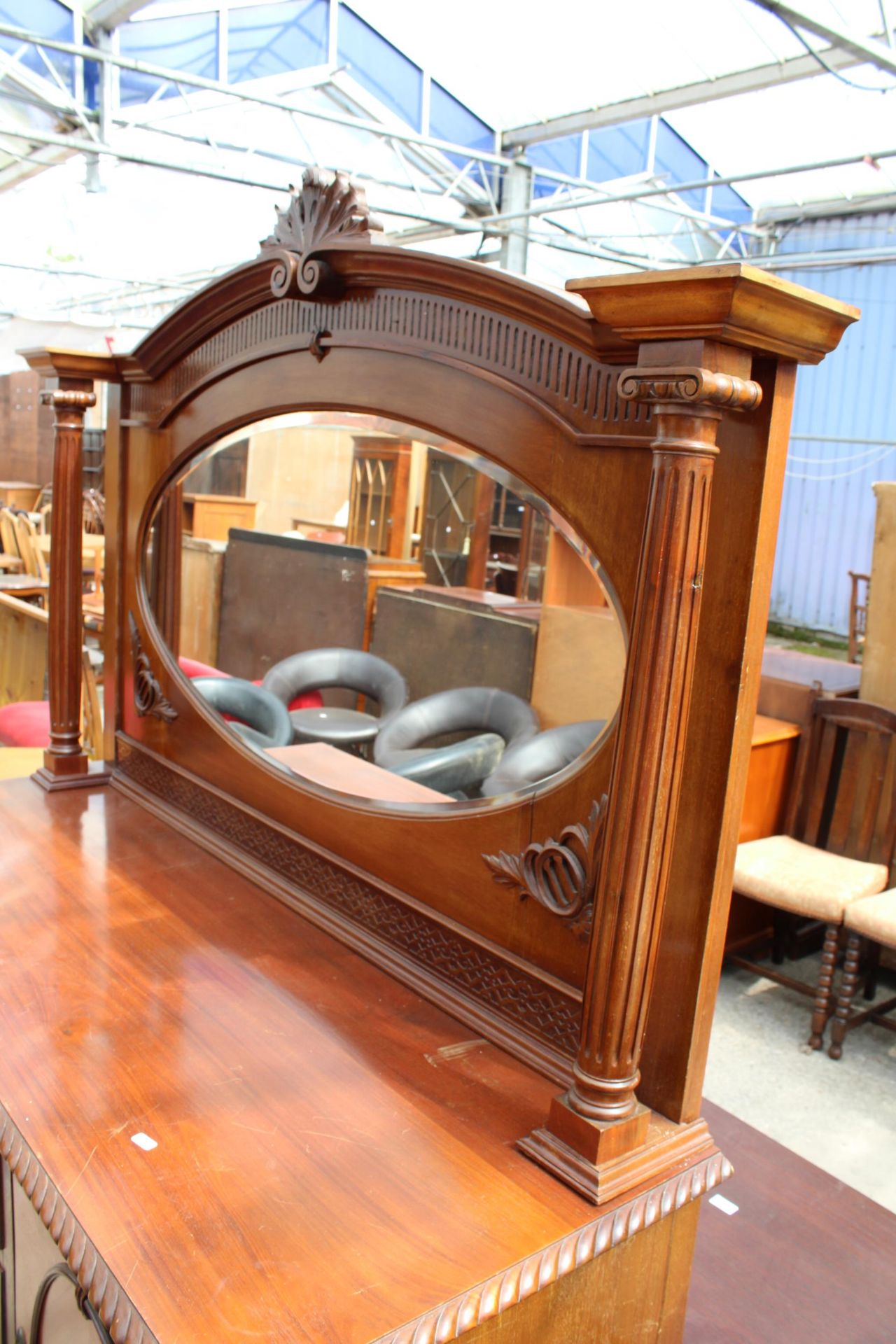 A LATE VICTORIAN MAHOGANY MIRROR-BACK SIDEBOARD ON CABRIOLE LEGS, ROPE EDGE, TWO TURNED AND FLUTED - Image 2 of 7