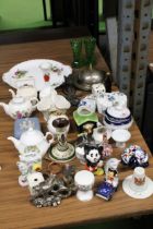 A MIXED LOT OF ITEMS TO INCLUDE VASES, A MATCHBOX MICKEY MOUSE IN HIS CAR, A CAKE PLATE, TORTOISE