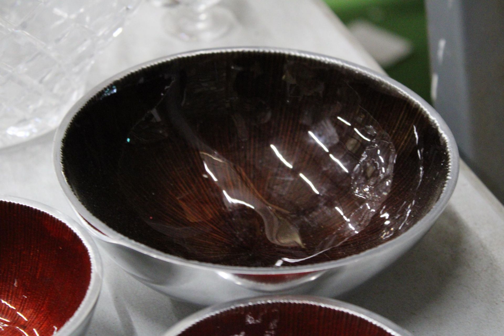 THREE MATCHING DESIGNER ENAMELLED BOWLS - Image 3 of 4