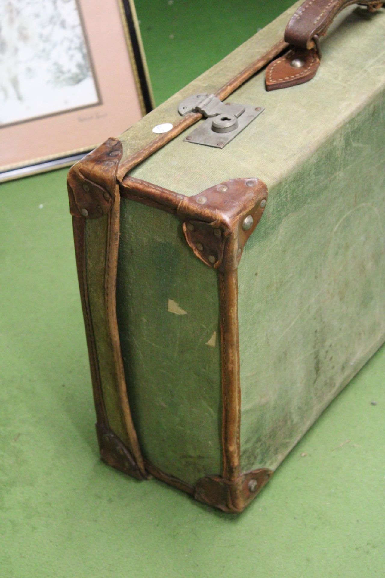 A VINTAGE MILITARY CANVAS TRUNK WITH INITIALS - Image 3 of 4