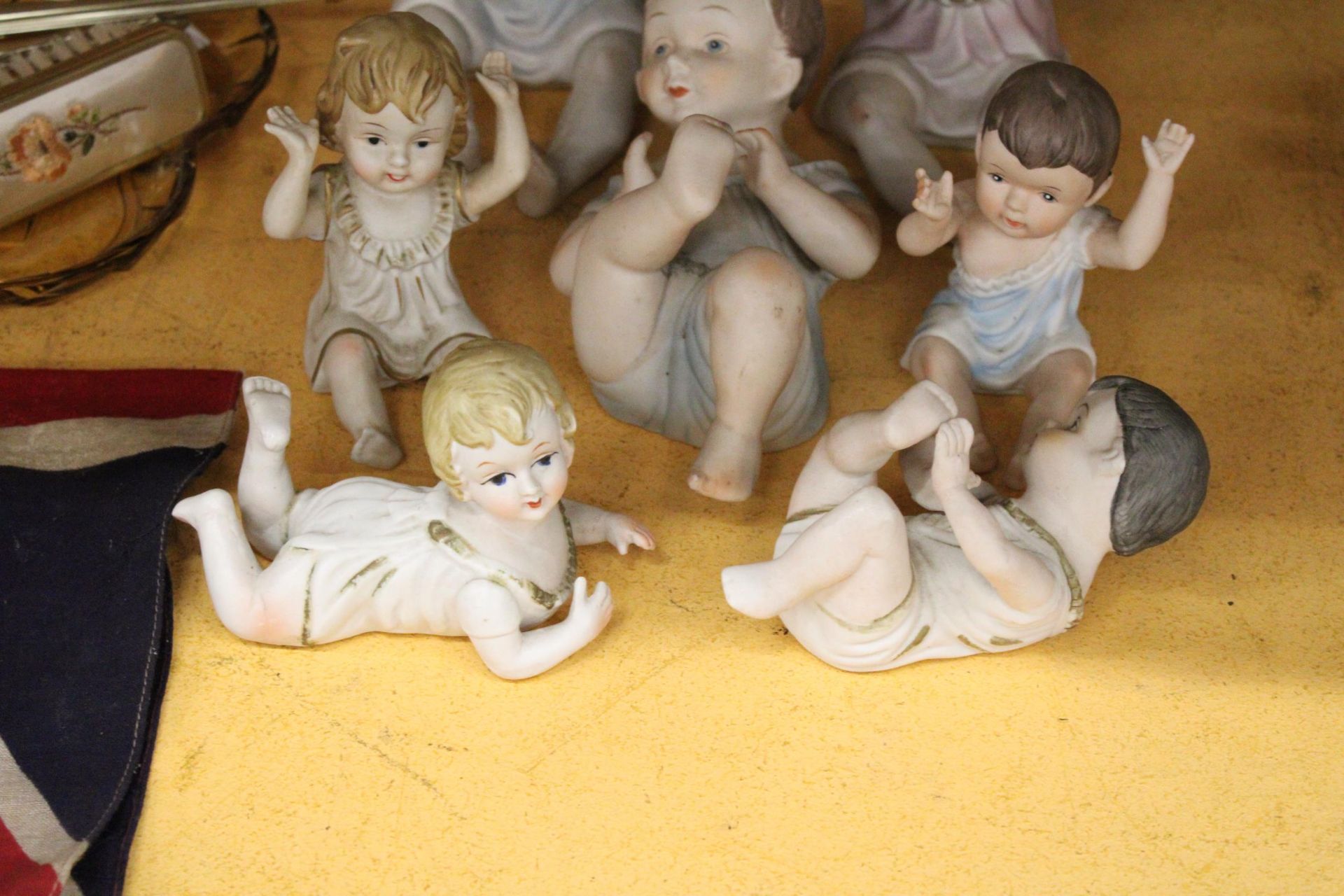 THREE LARGE AND FOUR SMALL ANTIQUE PORCELAIN, BISQUE DOLLS - Image 4 of 5