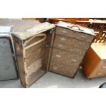 AN EARLY 20TH CENTURY ANTLER LUGGAGE TRAVEL WARDROBE STEAMER TRUNK BEARING VARIOUS TRAVEL LABELS