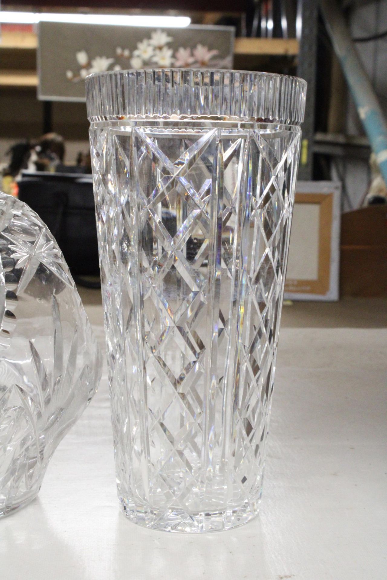 TWO PIECES OF CUT GLASS TO INCLUDE A VASE AND A BASKET - Image 2 of 4