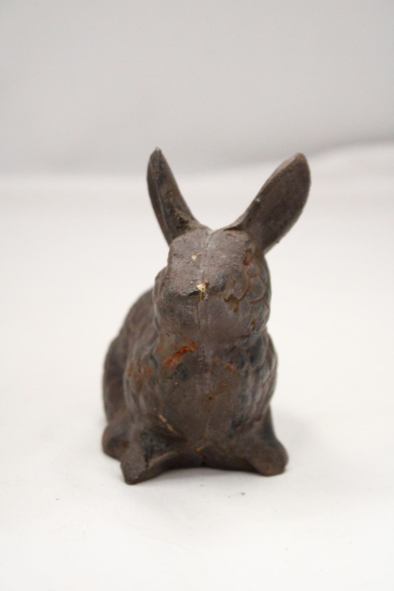 A CAST IRON BUNNY DOORSTOP, HEIGHT 10CM - Image 3 of 5