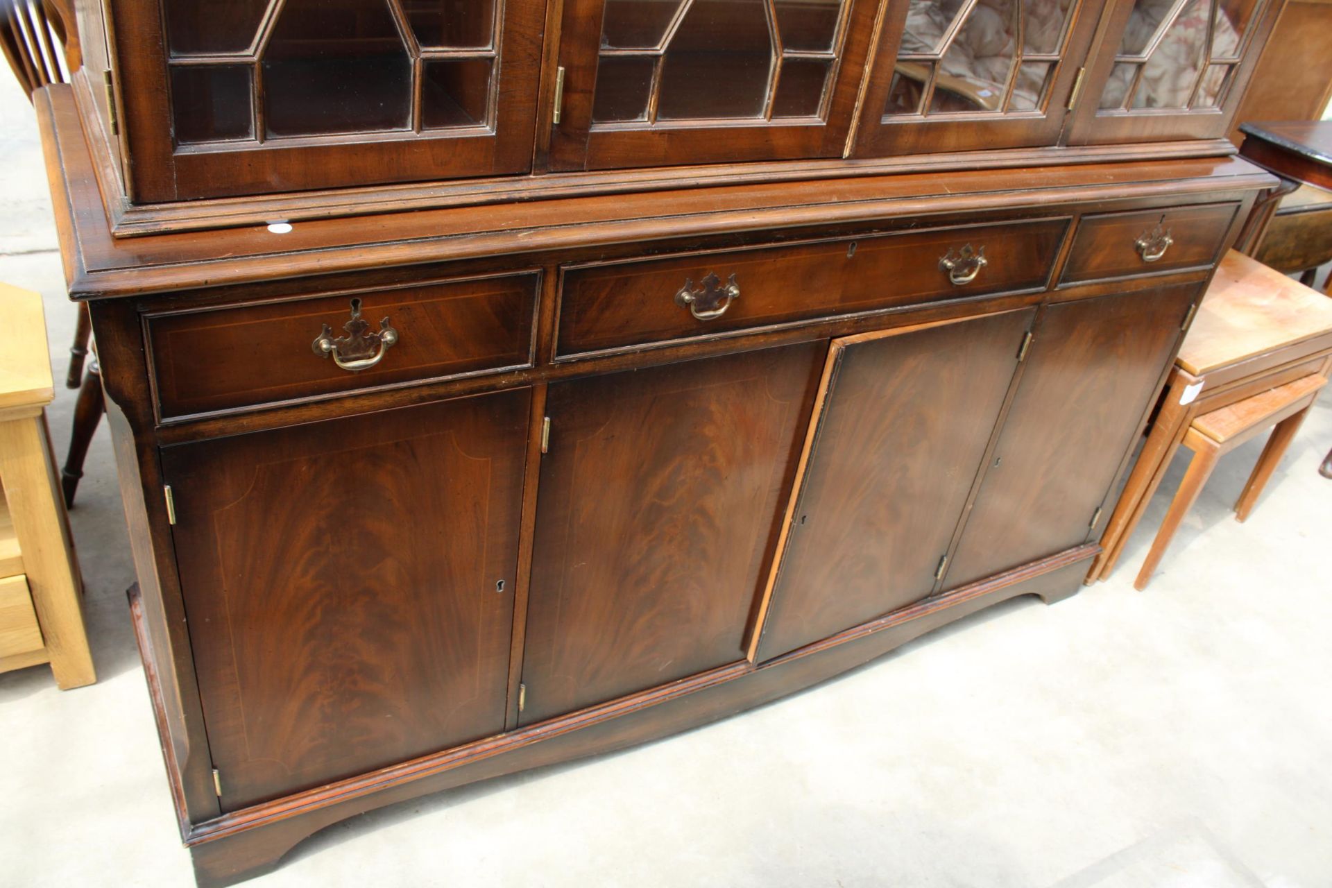A MAHOGANY AND INLAID FOUR DOOR ASTRAGAL GLAZED BOOKCASE ON BASE ENCLOSING THREE DRAWERS AND FOUR - Image 3 of 4