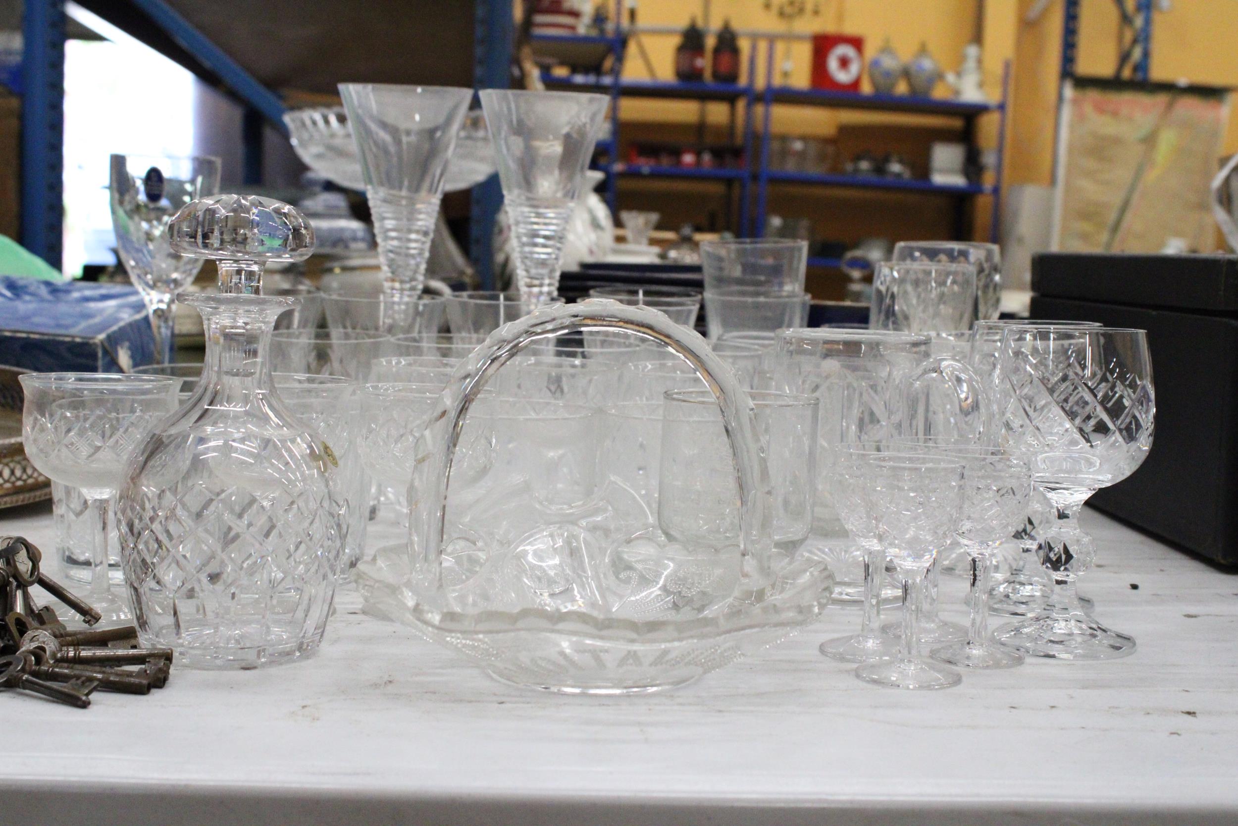 A LARGE QUANTITY OF GLASSES TO INCLUDE CHAMPAGNE, WINE, TUMBLERS, SHERRY, SPIRITS, TUMBLERS, A SMALL - Image 6 of 6