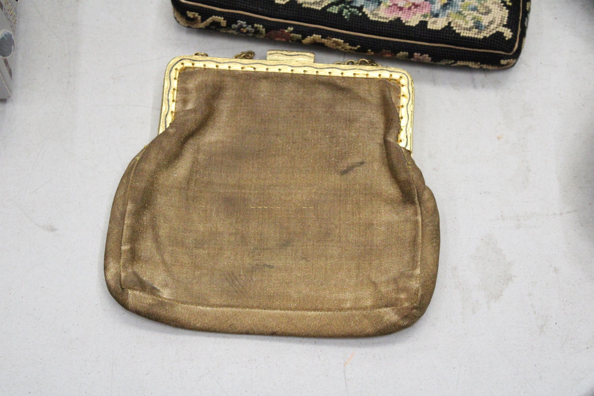 FIVE VINTAGE BAGS TO INCLUDE TAPESTRY AND EMBROIDERY - Image 5 of 6