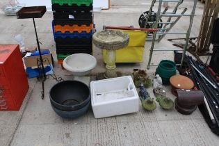 A LARGE ASSORTMENT OF GARDEN ITEMS TO INCLUDE ANIMAL FIGURES, A BIRDBATH AND A METAL PLANT STAND ETC