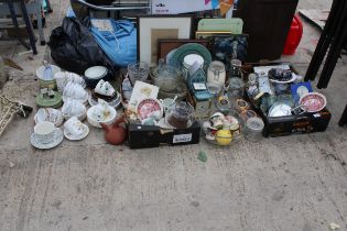 A LARGE ASSORTMENT OF HOUSEHOLD ITEMS TO INCLUDE KILNER JARS, CUPS AND SAUCERS AND CLOCKS ETC