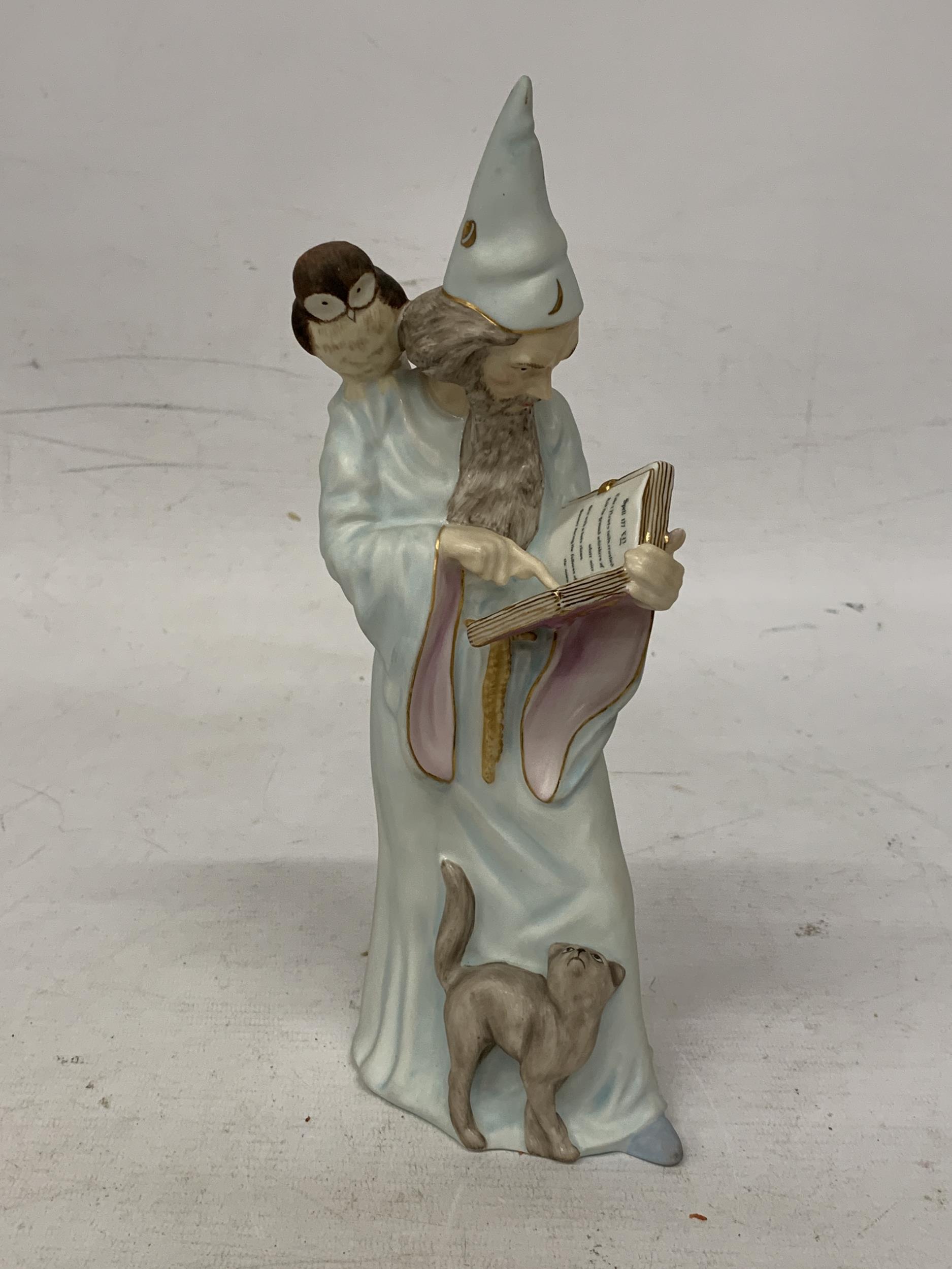 A ROYAL DOULTON FIGURE "THE WIZARD" HN 4069 LIMITED EDITION SIGNED IN GOLD