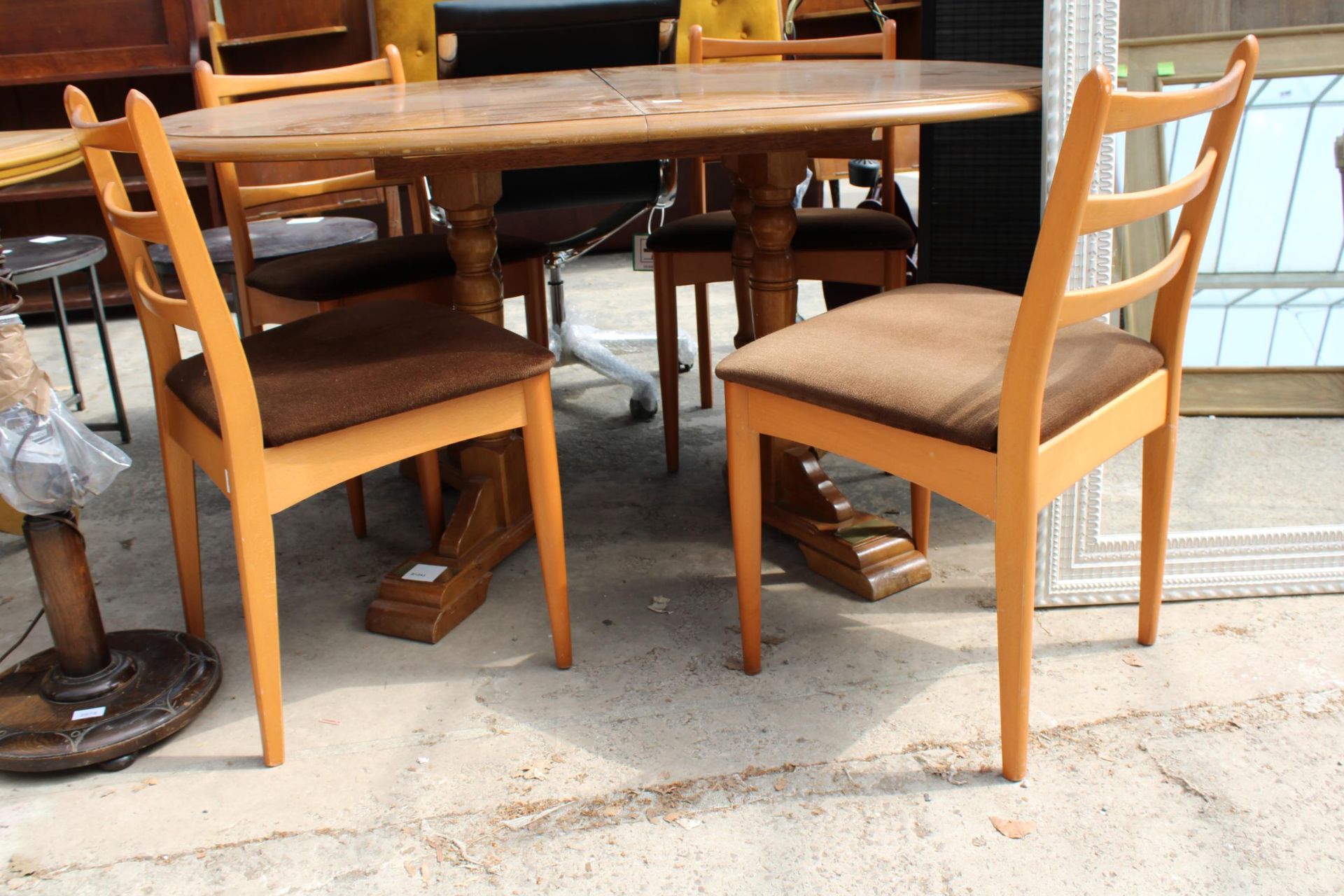 A OVULAR DINING TABLE AND FOUR SCHREIBER DINING CHAIRS - Image 3 of 5