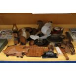 A LARGE QUANTITY OF TREEN ITEMS TO INCLUDE, BOWLS, A PAIR OF WALL LAMPS, BOOK-ENDS, ANIMAL
