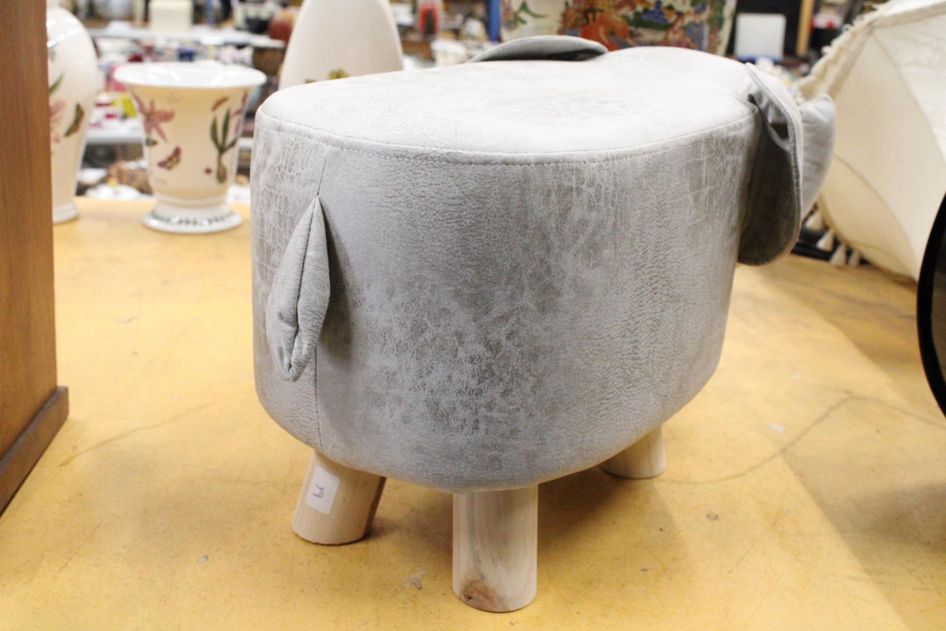 AN ELEPHANT FOOTSTOOL - AS NEW, HEIGHT 28CM, LENGTH APPROX 52CM - Image 5 of 5