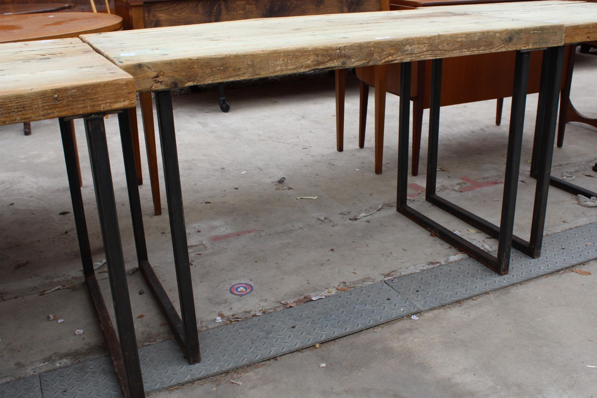 A RUSTIC FOUR PLANK TABLE, 47" X 27" ON METAL LEGS - Image 2 of 2