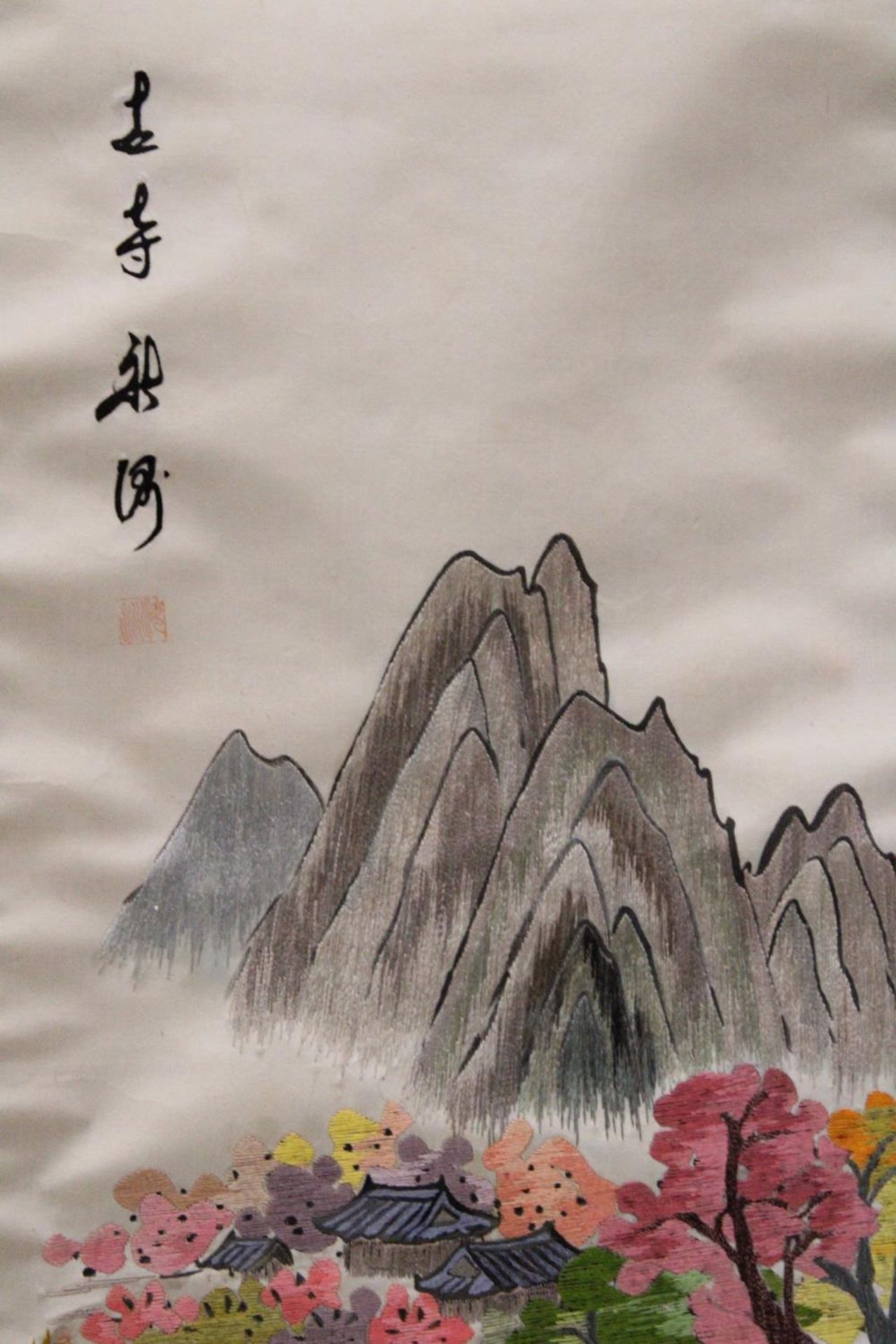 A PAIR OF VINTAGE JAPANESE HANGING SCROLLS WITH SILK EMBROIDERED LANDSCAPE SCENES - Image 4 of 6