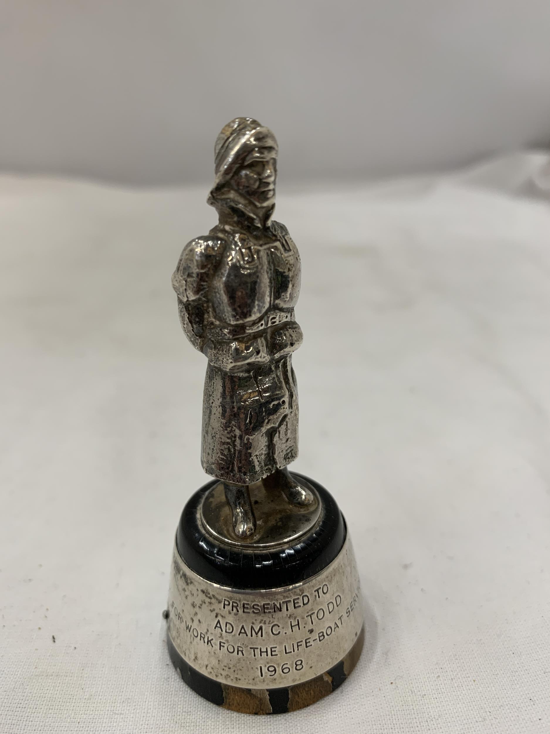 A SILVER R. N. L. I. PRESENTATION FIGURE, HEIGHT 8.5CM - Image 3 of 5