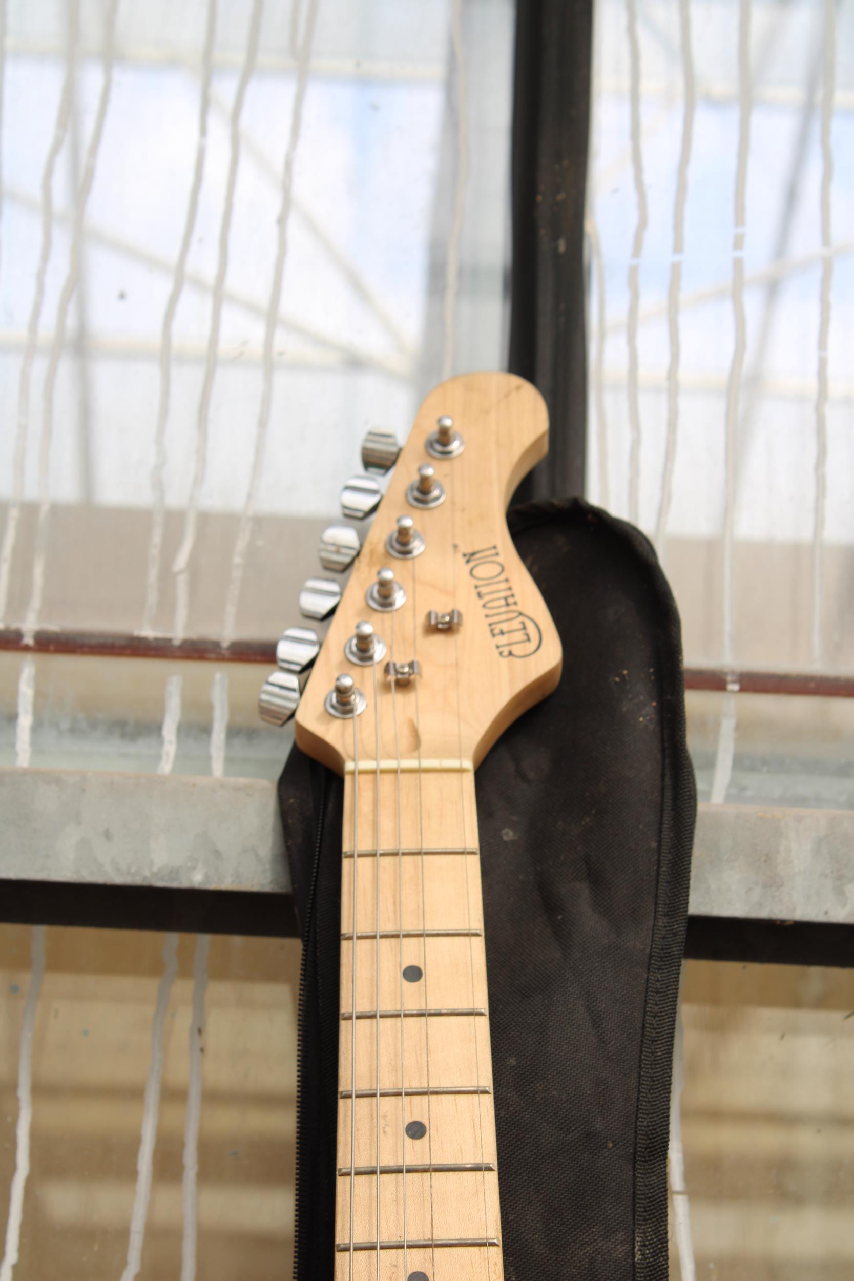 AN ELEVATION ELECTRIC GUITAR WITH CARRY CASE - Image 2 of 2