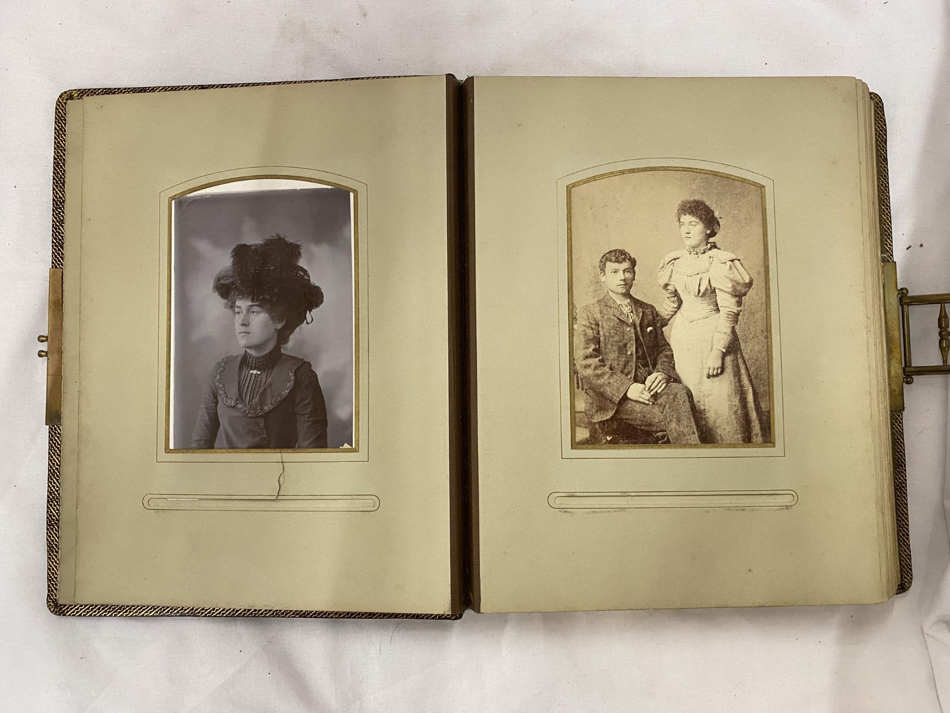 A VICTORIAN LEATHERBOUND PHOTO ALBUM CONTAINING PHOTO'S - Image 5 of 11