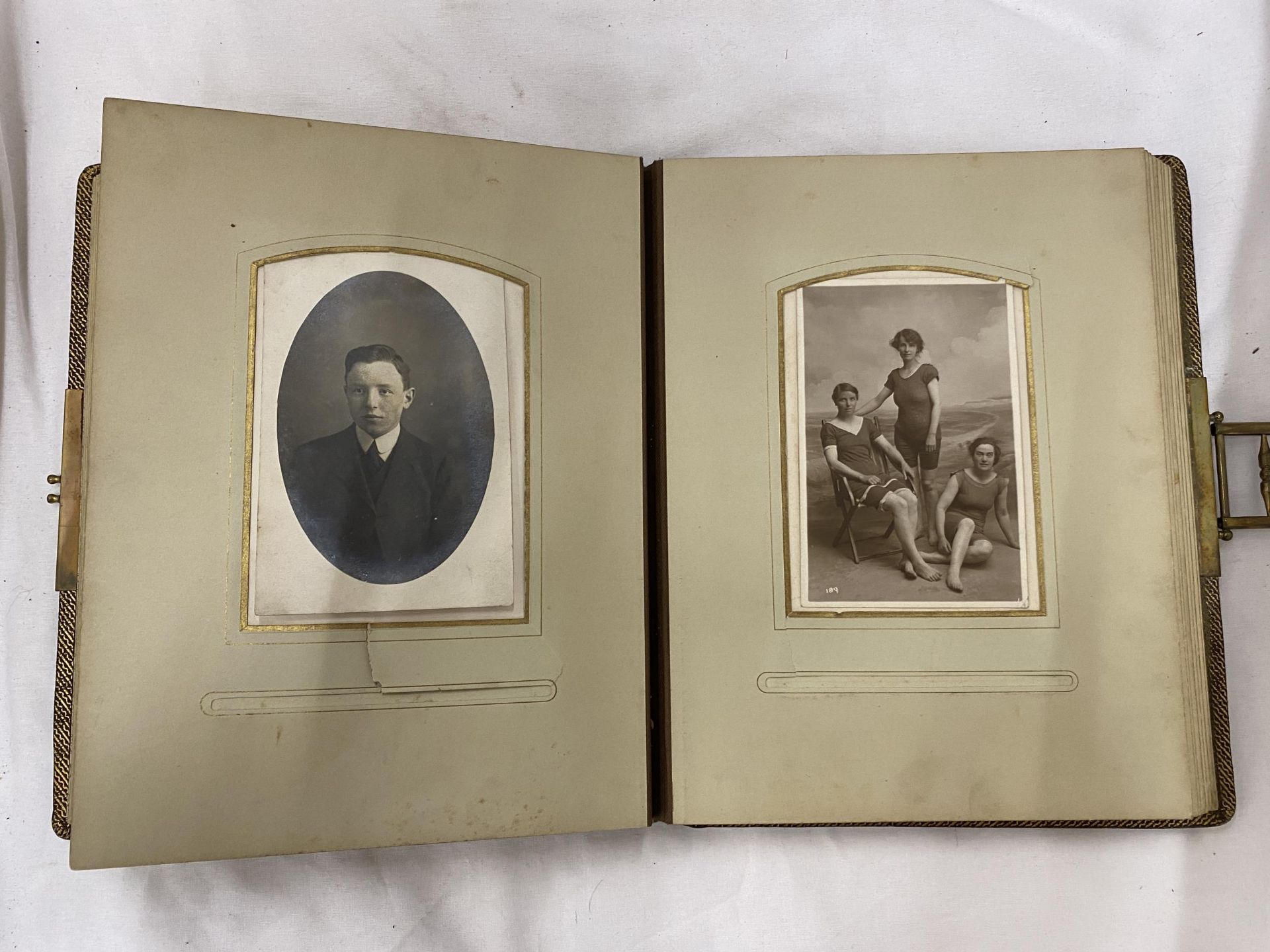 A VICTORIAN LEATHERBOUND PHOTO ALBUM CONTAINING PHOTO'S - Image 8 of 11