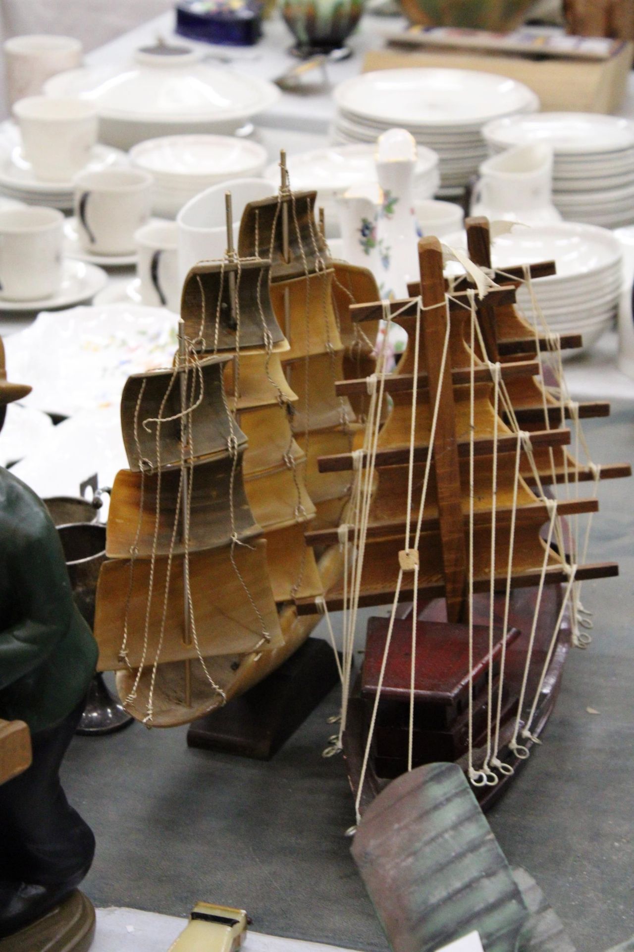 TWO MODELS OF SHIPS TO INCLUDE ONE WOODEN AND ONE HORN - Image 2 of 4