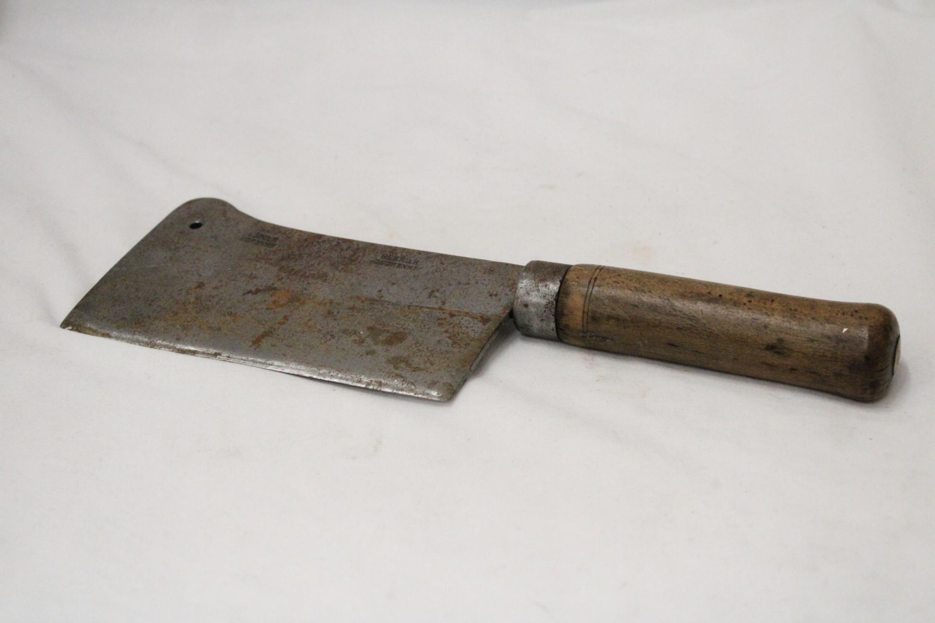 A QUALITY, VINTAGE MEAT CLEAVER BY BESNIER DEGRENNE - Image 4 of 4