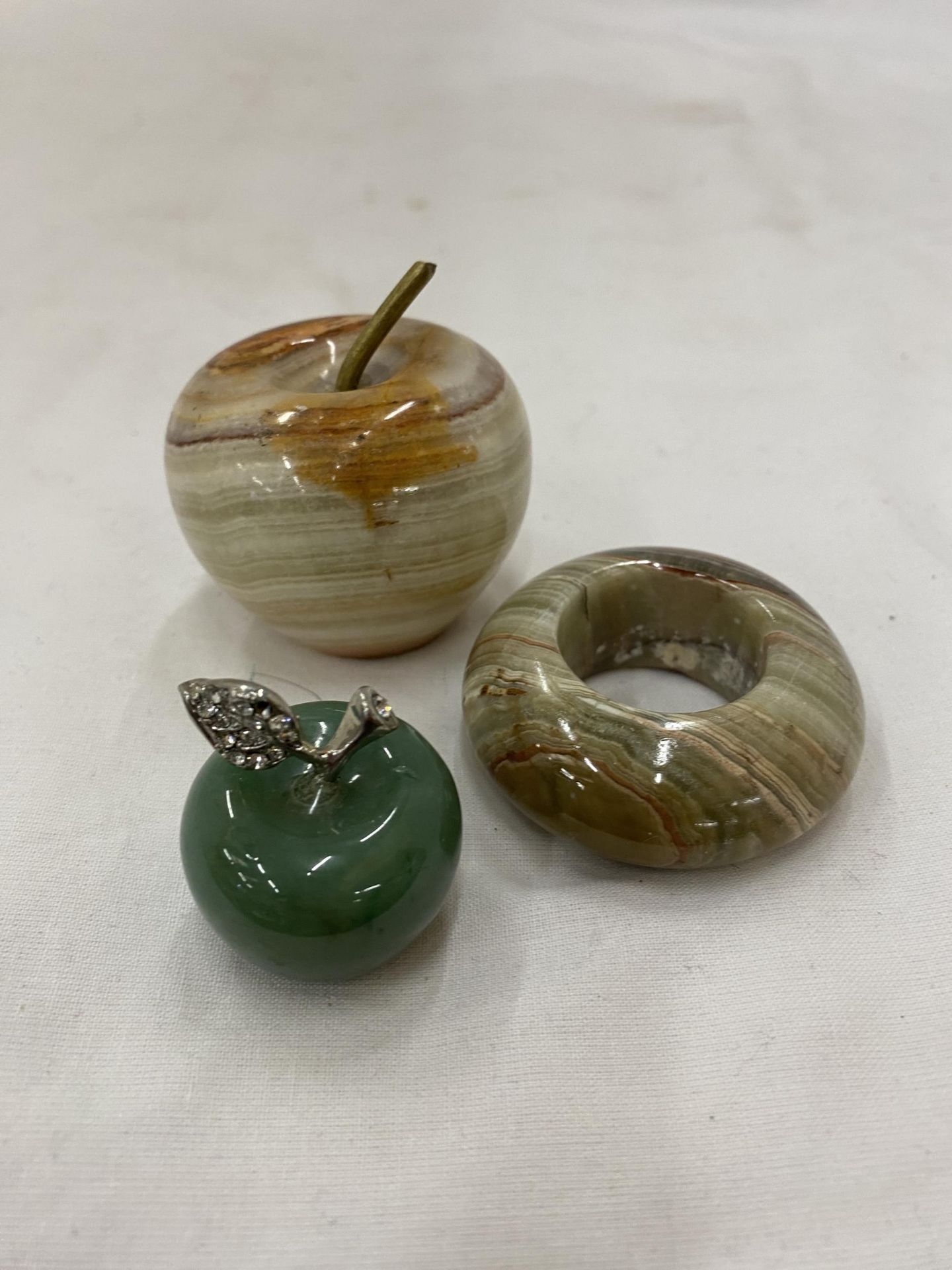TWO NATURAL ONYX STONE APPLES