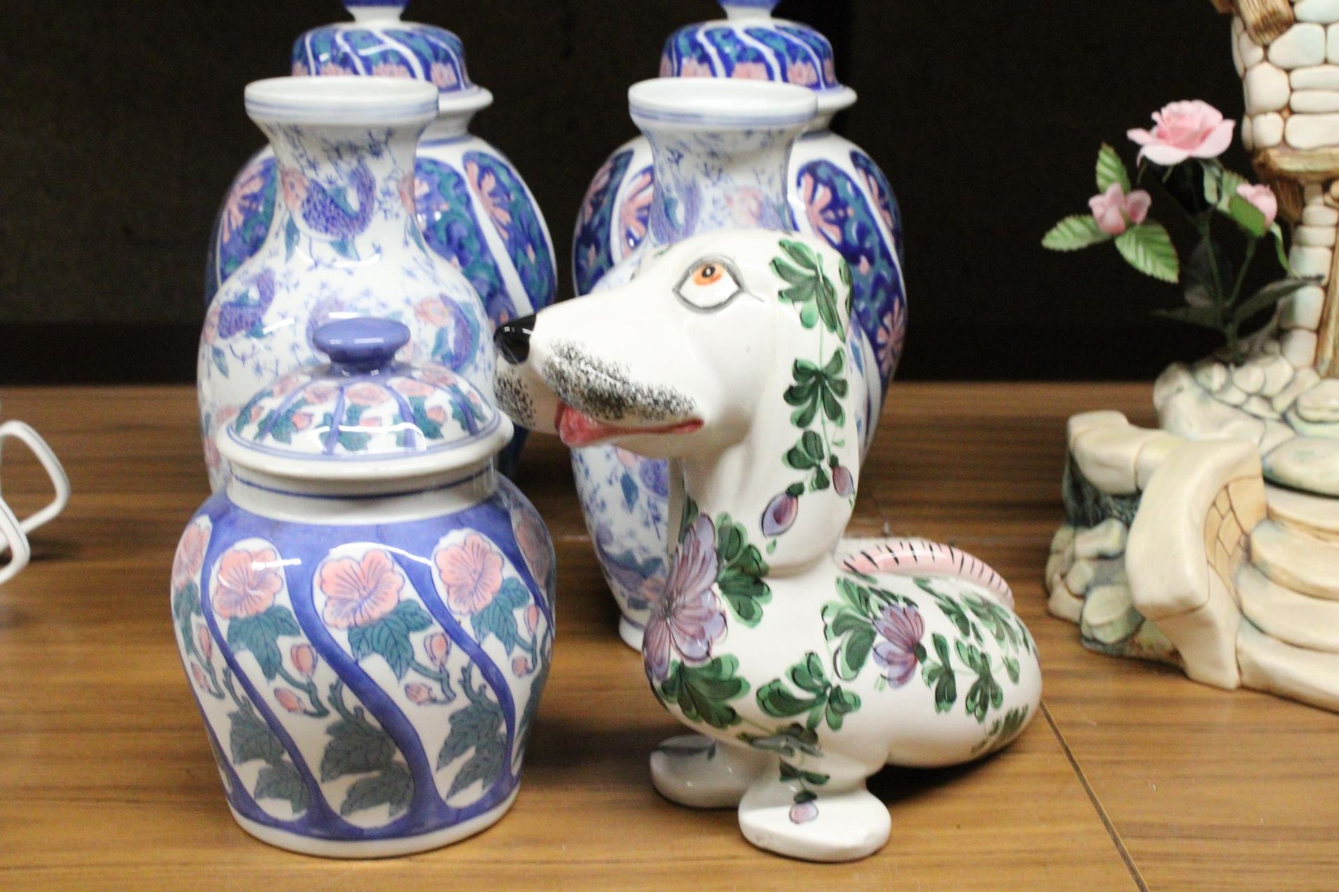 A QUANTITY OF LARGE CERAMICS TO INCLUDE LIDDED POTS, VASES, A GINGER JAR AND FLORAL DOG - Image 2 of 4
