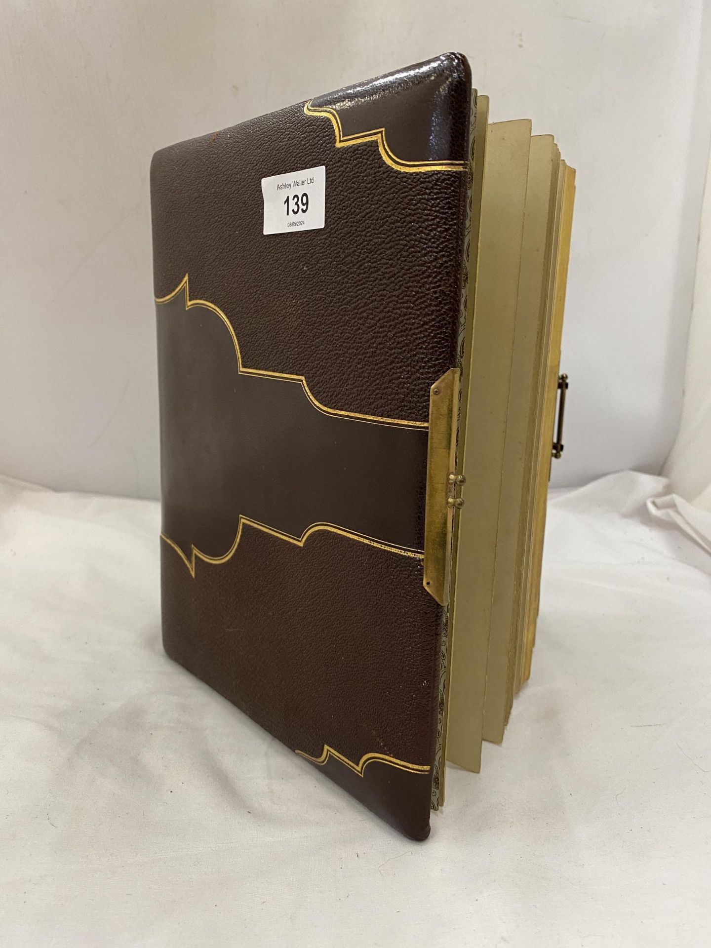A VICTORIAN LEATHERBOUND PHOTO ALBUM CONTAINING PHOTO'S - Image 2 of 11