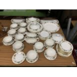 A ROYAL DOULTON 'LARCHMONT' PART DINNER SERVICE TO INCLUDE VARIOUS SIZES OF PLATES, SERVING BOWLS,