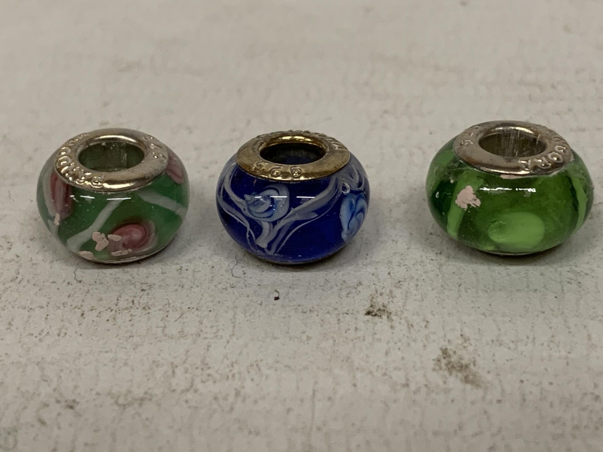 FIFTEEN PANDORA STYLE BEADS WITH 925 SILVER INNER - Image 3 of 5