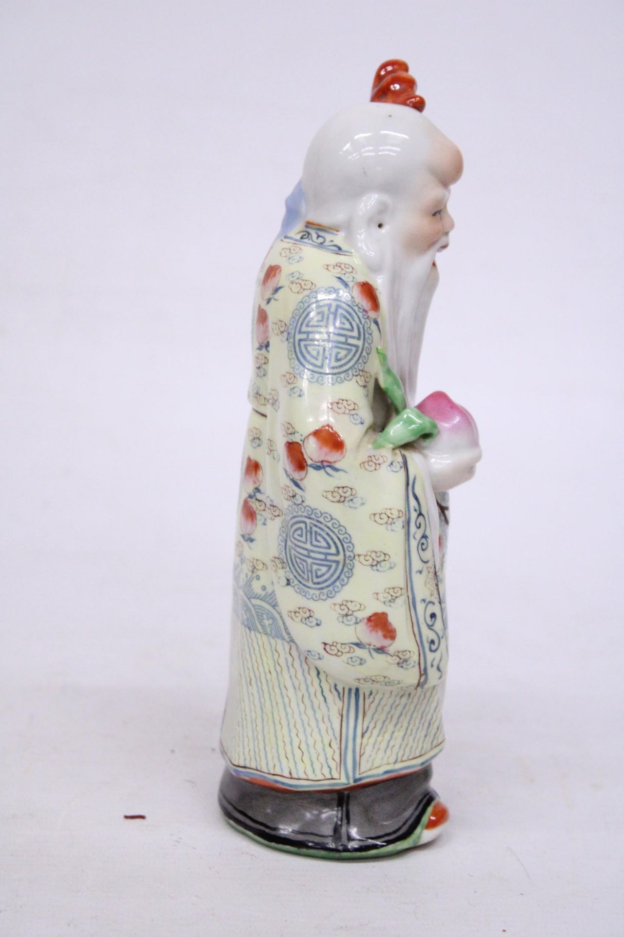 A CHINESE SILK FRAMED MINIATURE AND A CHINESE CERAMIC FIGURE - Image 5 of 7