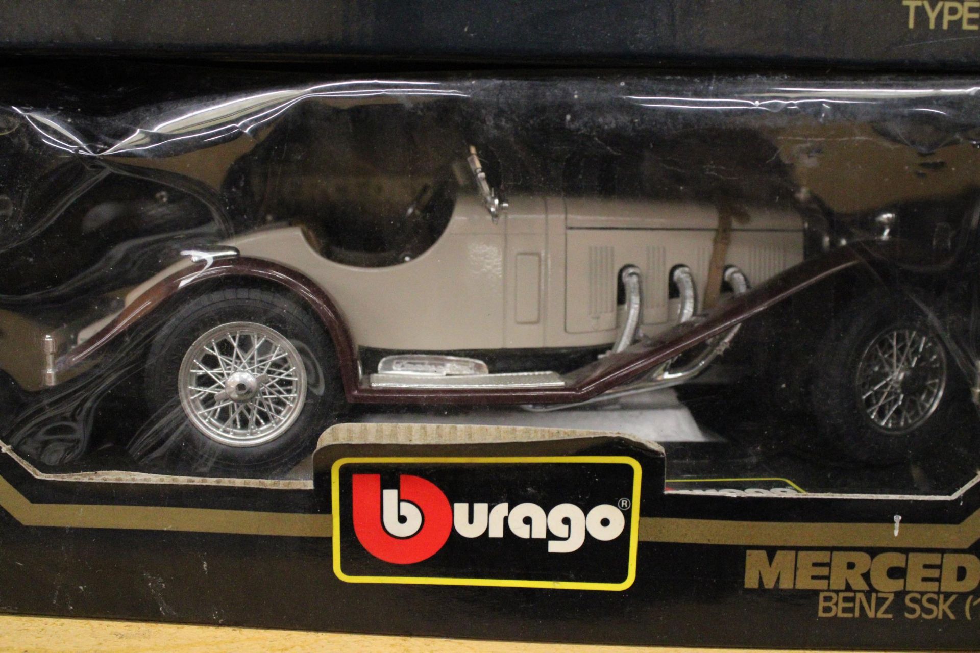 TWO BOXED DIE-CAST VEHICLES TO INCLUDE A BUGATTI AND MERCEDES - Image 3 of 3