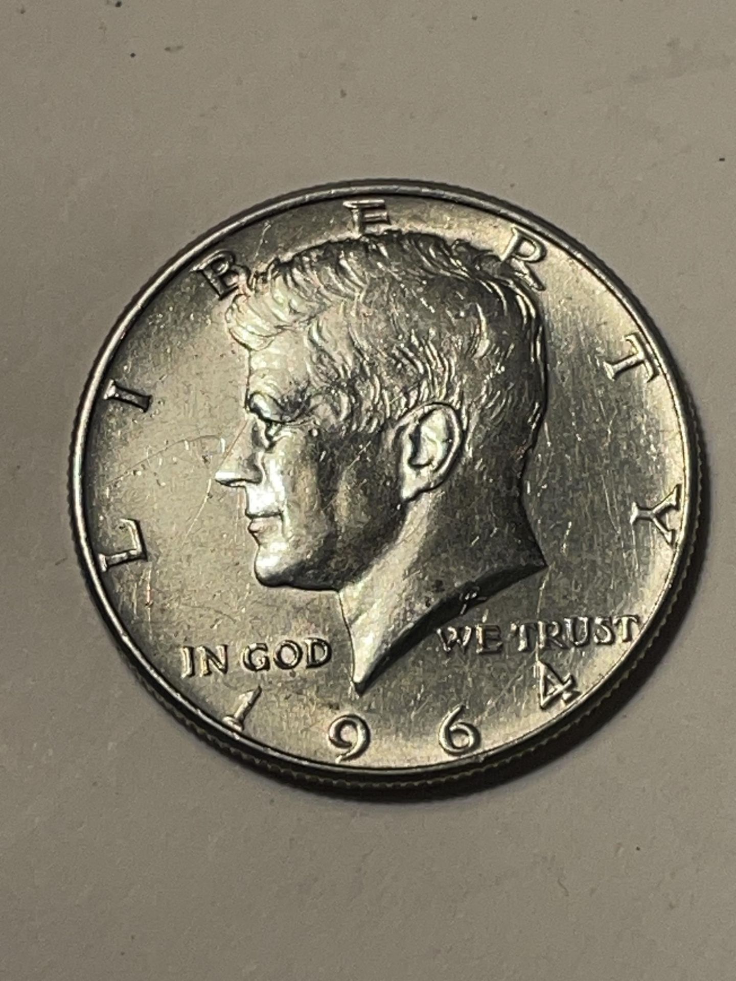 A SILVER 1964 AMERICAN HALF DOLLAR - Image 2 of 2