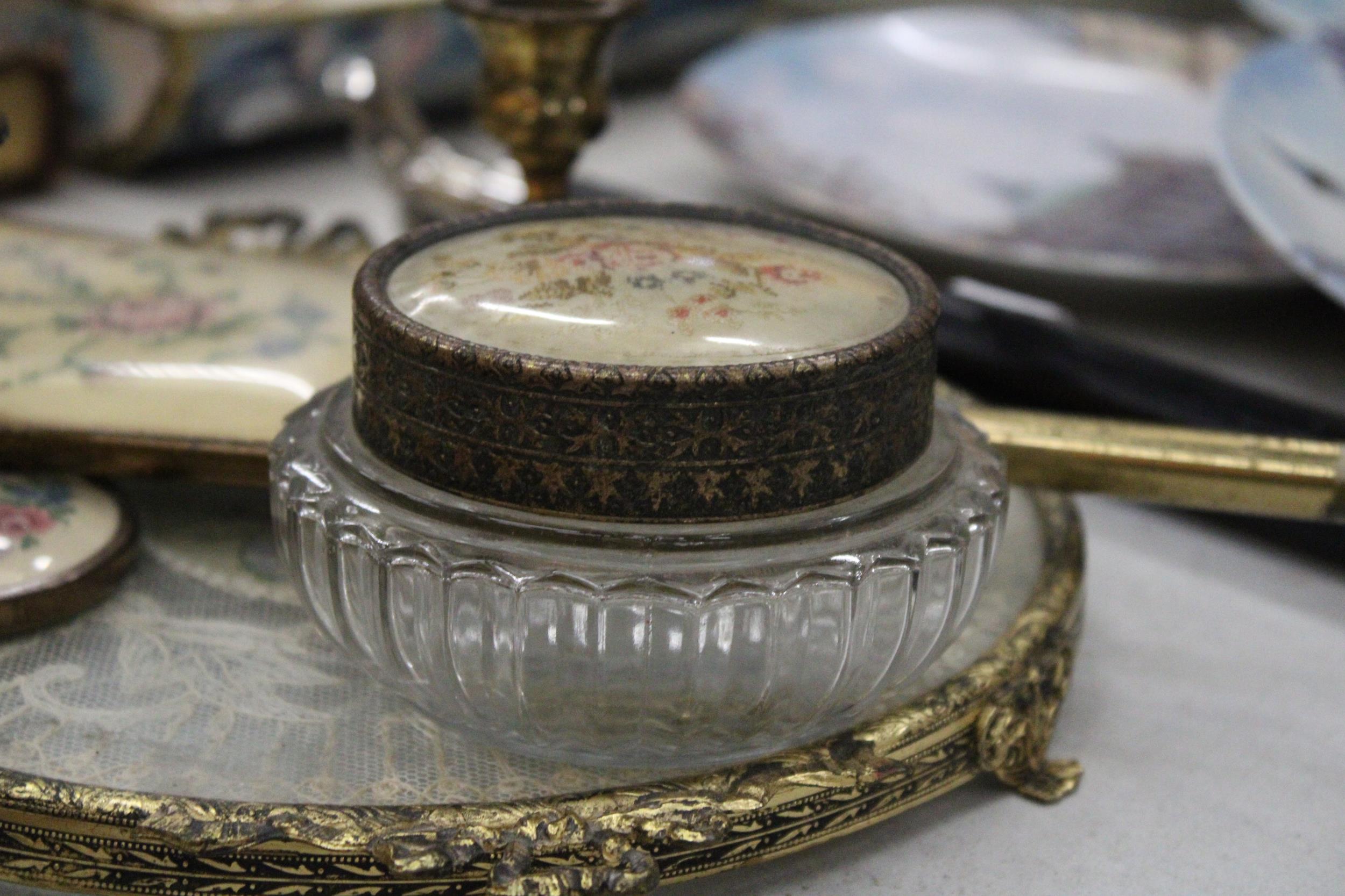 A VINTAGE 'PETIT-POINT' DRESSING TABLE SET TO INCLUDE, CANDLESTICKS, A HAND MIRROR, LIDDED TRINKET - Image 2 of 5