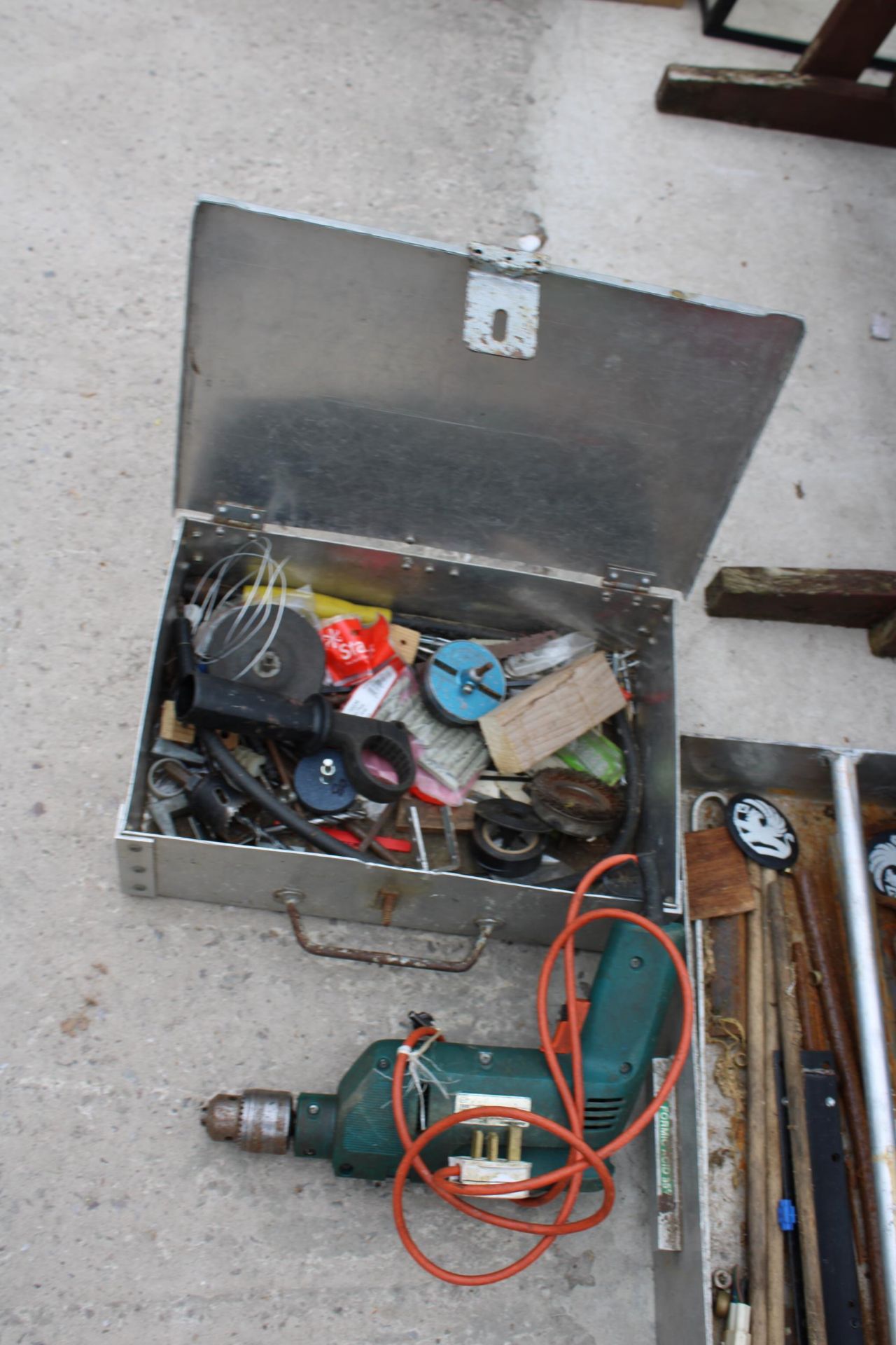 TWO METAL TOOL BOXES, AN ASSORTMENT OF TOOLS AND A COLLECTION OF WELDING RODS ETC - Image 3 of 4