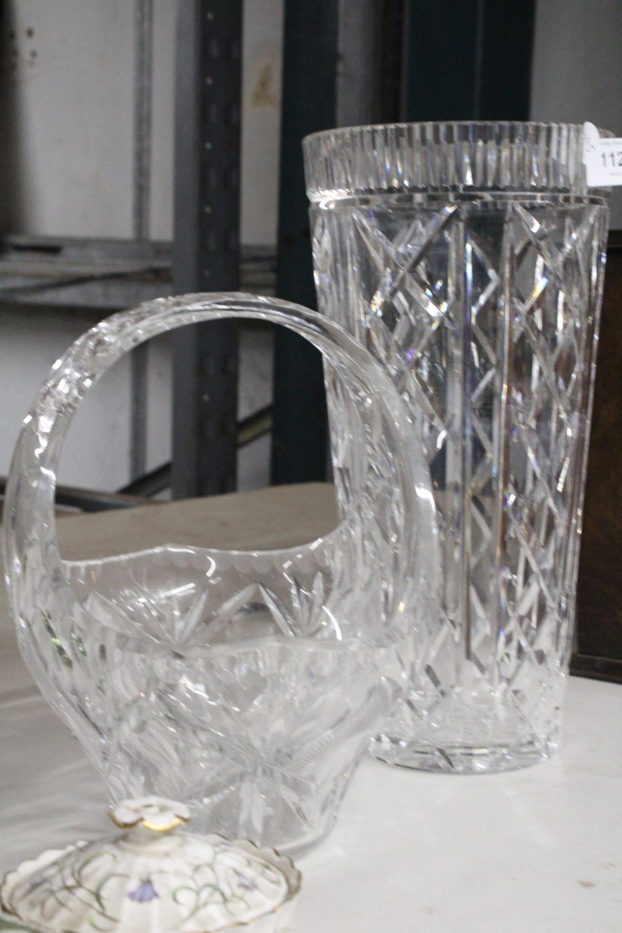 TWO PIECES OF CUT GLASS TO INCLUDE A VASE AND A BASKET - Image 4 of 4