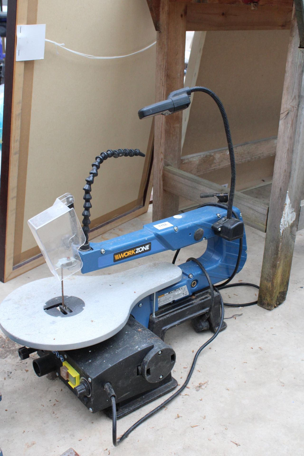 A WORKZONE ELECTRIC SCROL SAW - Image 2 of 2